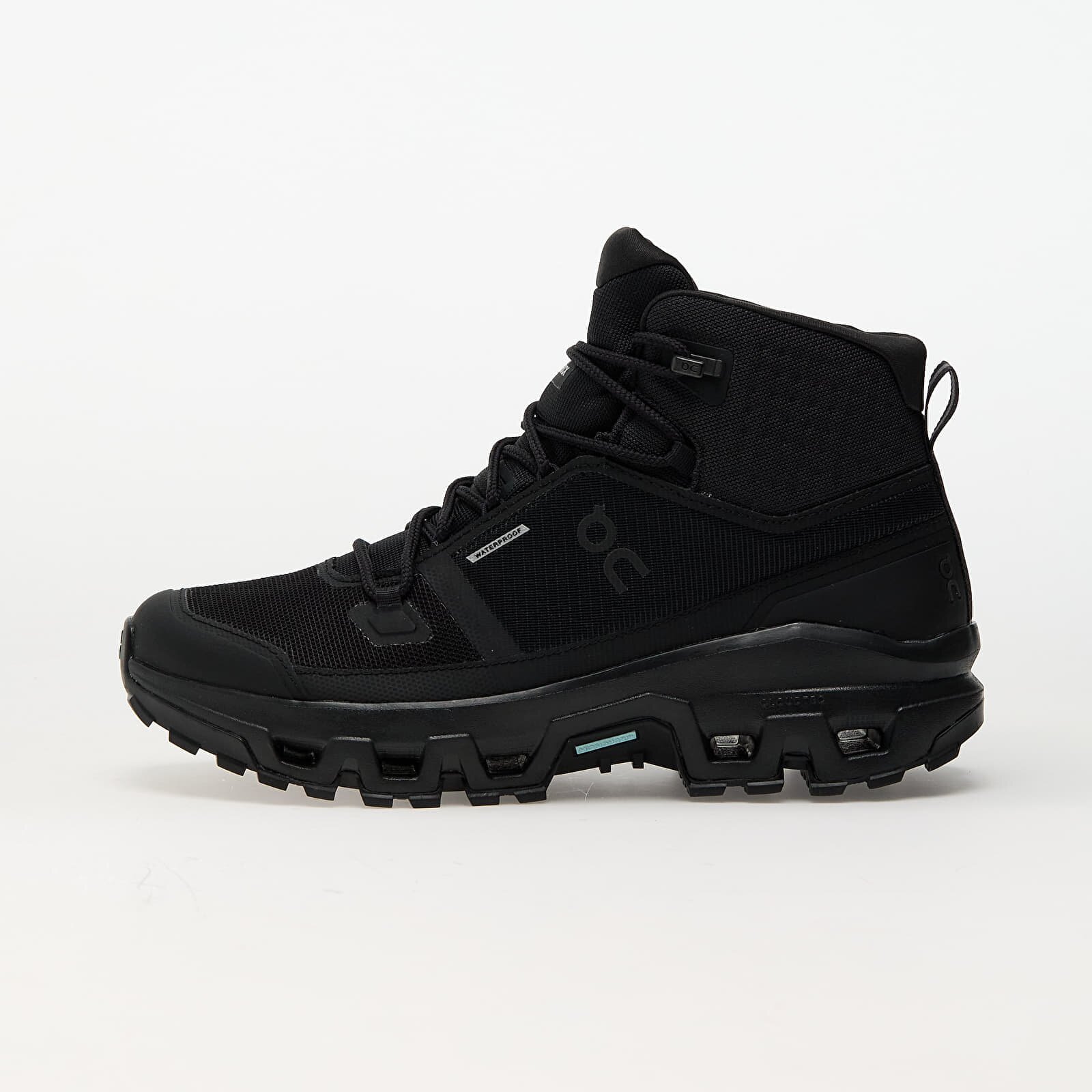 On Обувки M Cloudrock Mid WP Black/ Black