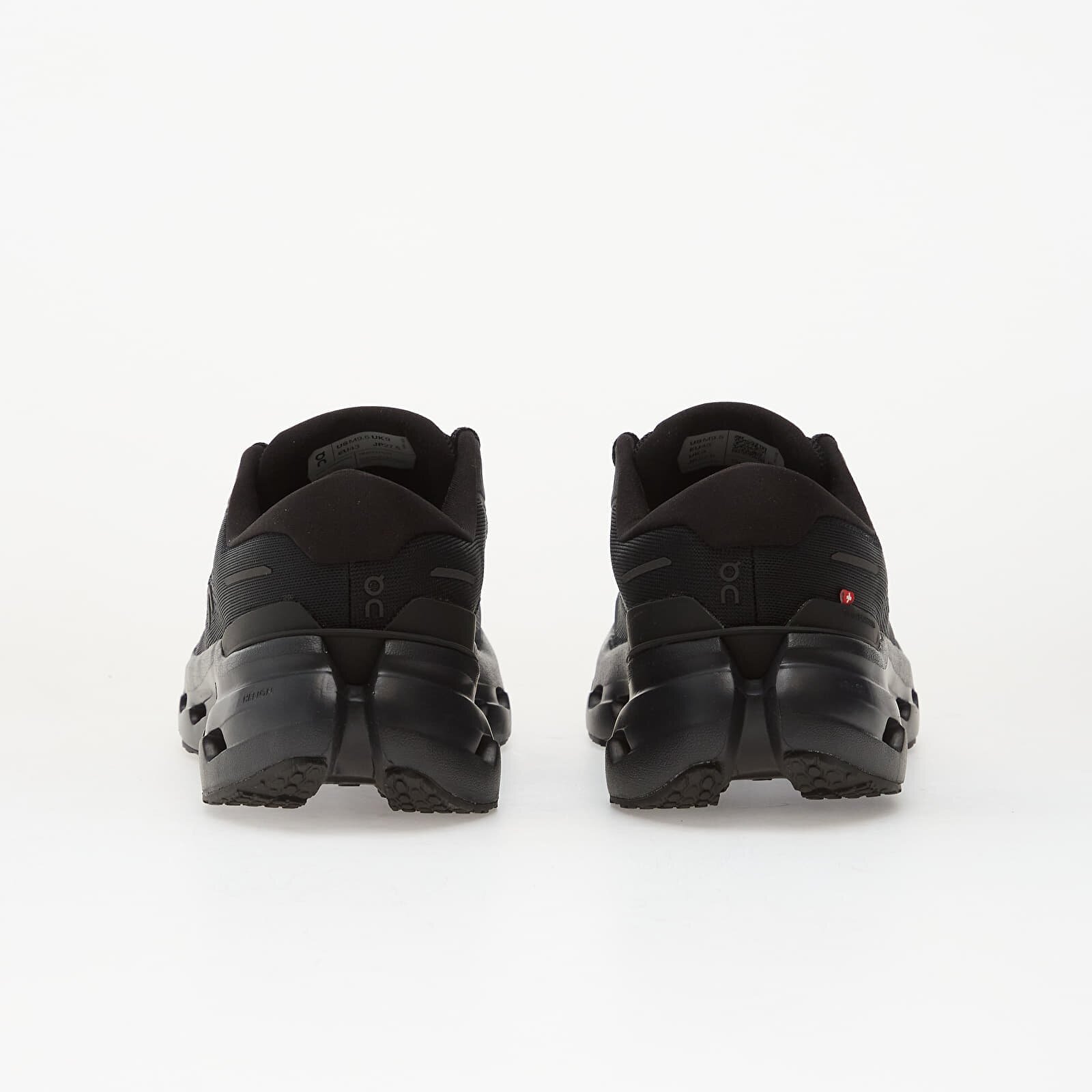 On Обувки M Cloudrunner 3 Black/ Black