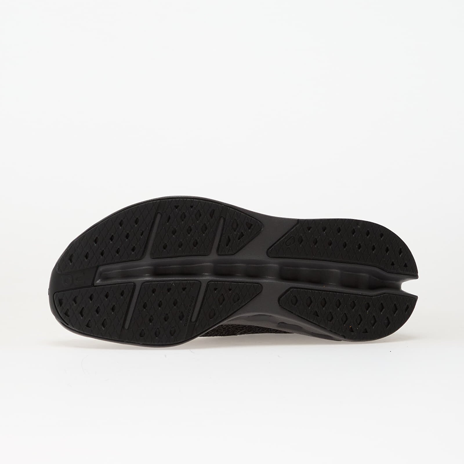 On Обувки M Cloudsurfer Max Wide Black/ Eclipse