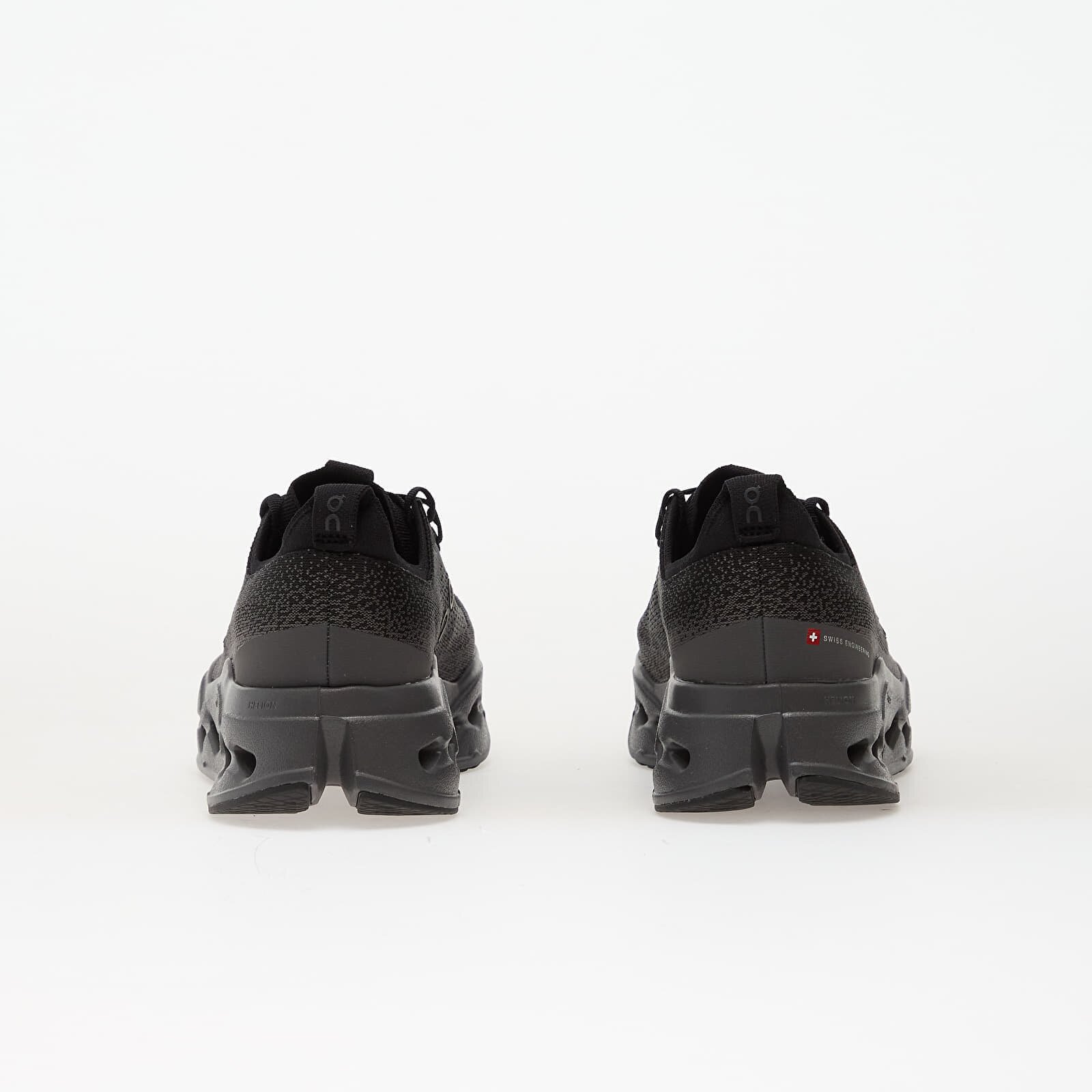 On Обувки M Cloudsurfer Max Wide Black/ Eclipse