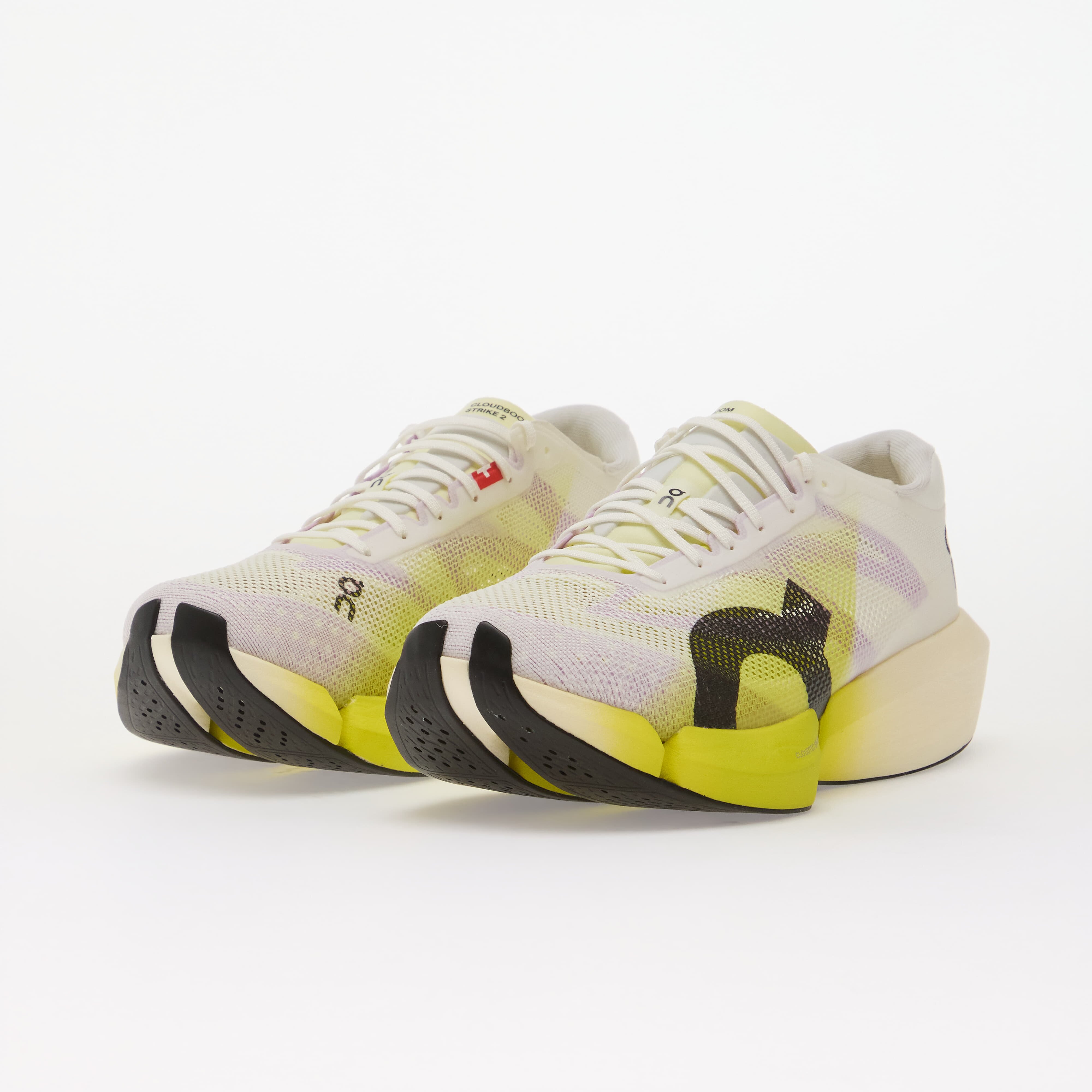 On Сникърси Cloudboom Strike 2 White/ Lime