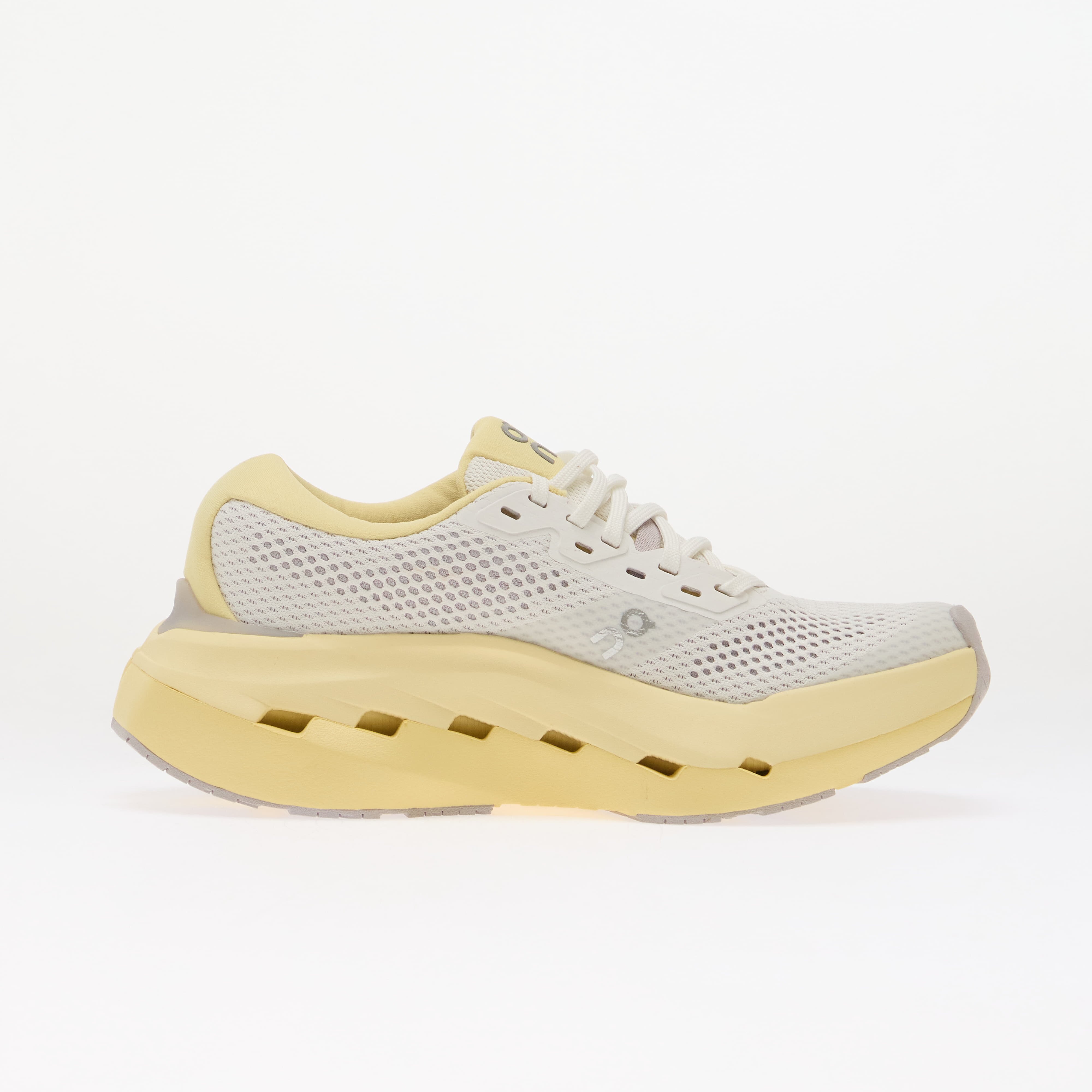 On Сникърси Cloudrunner 3 Max Ivory/ Dij
