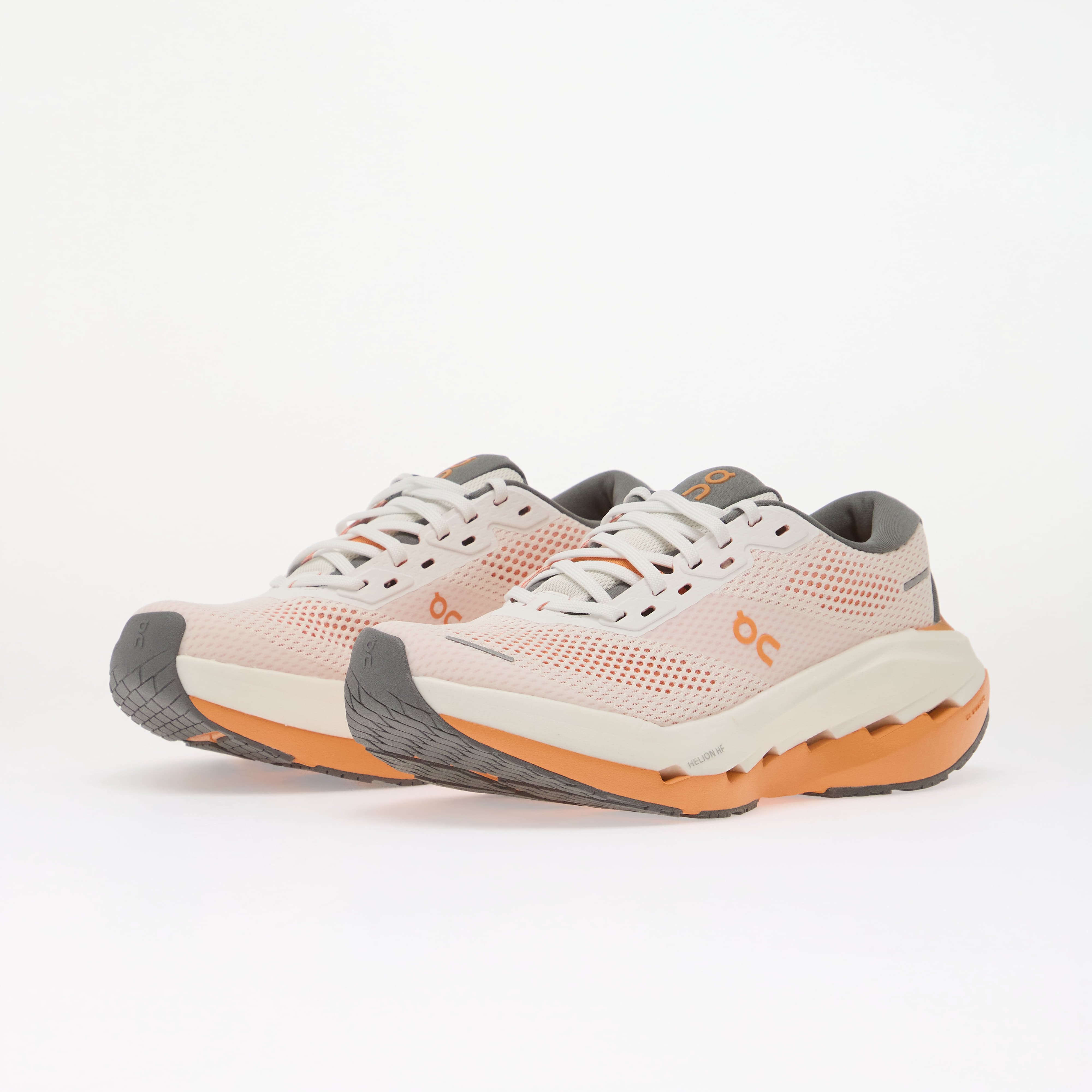 On Сникърси Cloudrunner 3 Max White/ Autumn