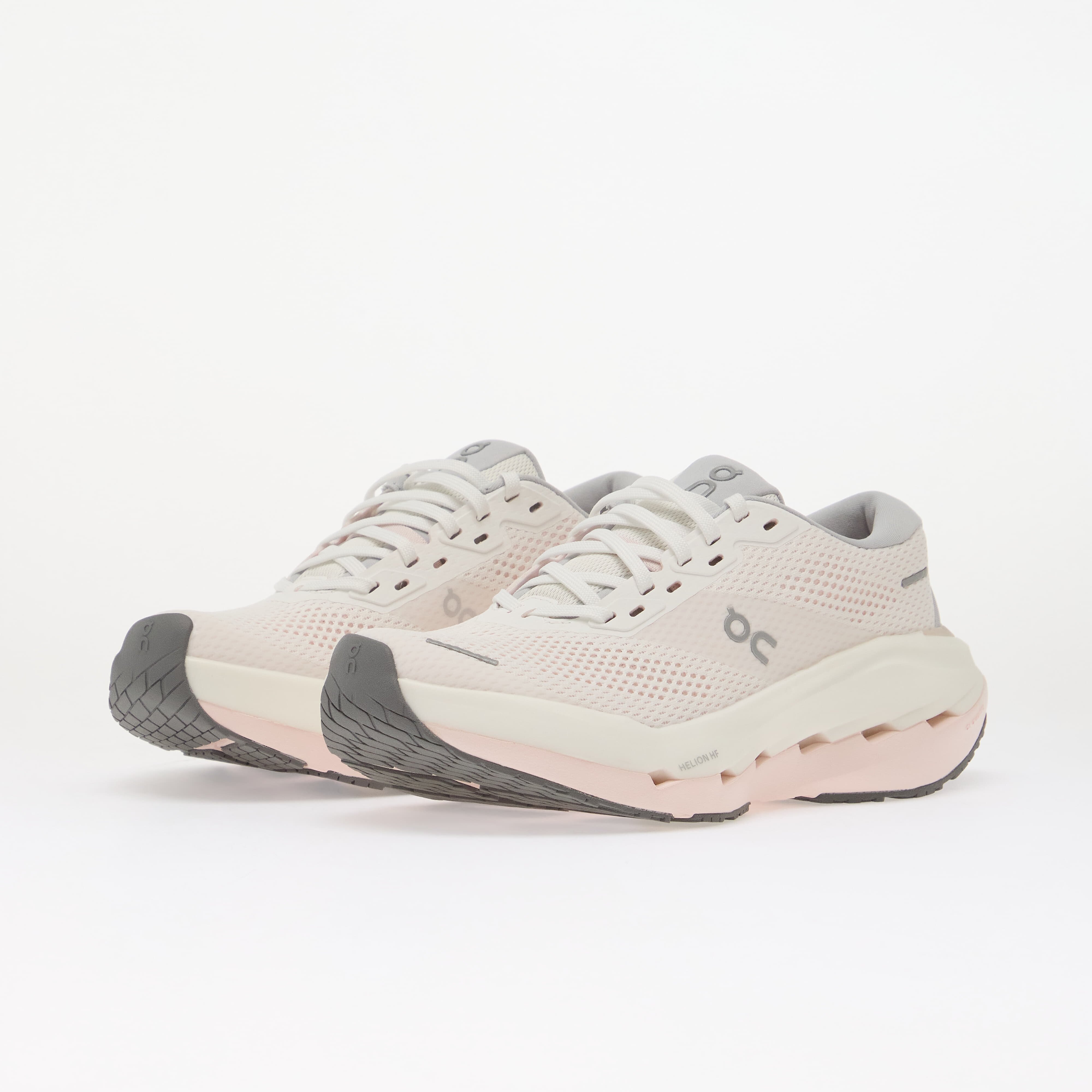 On Сникърси Cloudrunner 3 Max White/ Salt