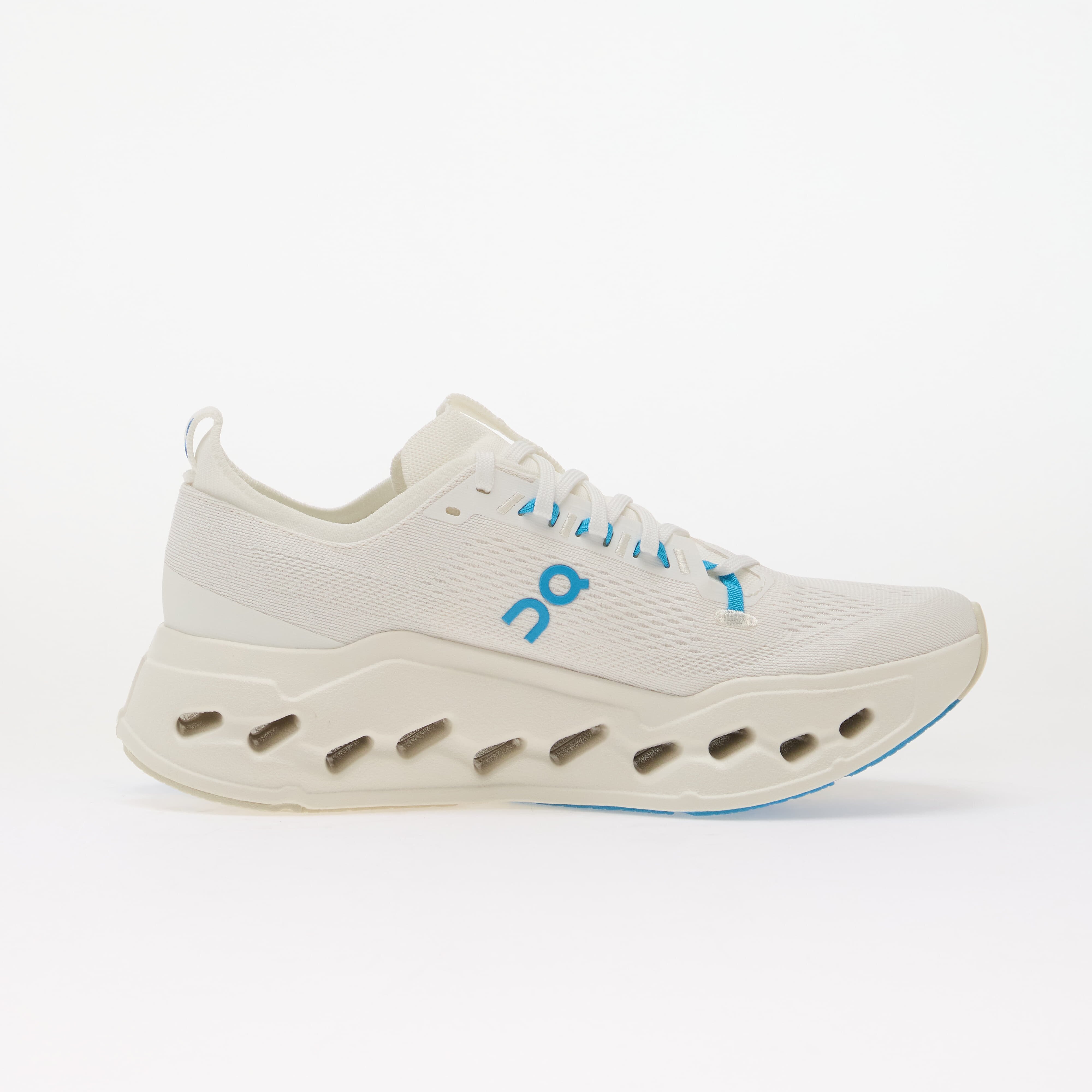 On Сникърси Cloudsurfer Max White/ Ivory