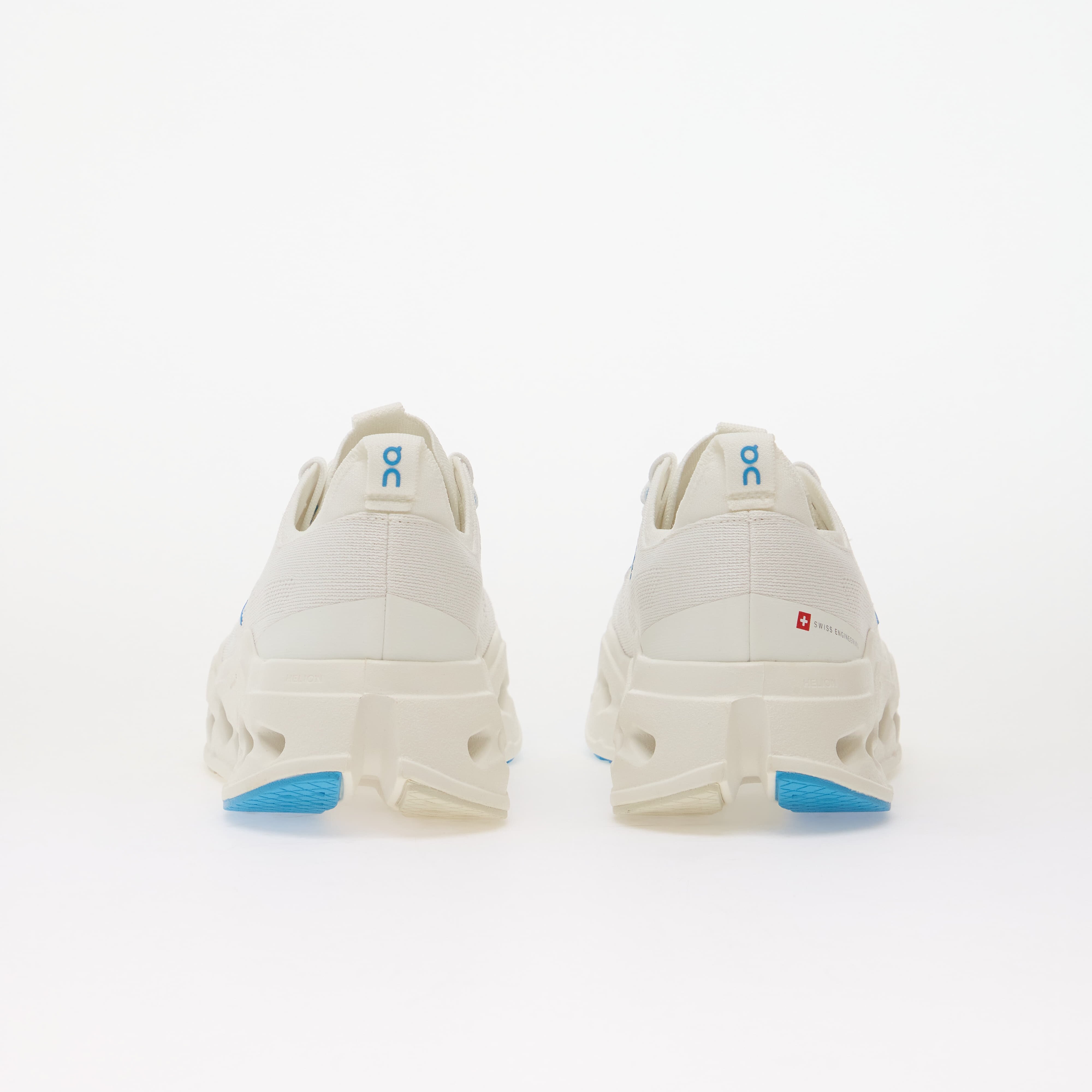 On Сникърси Cloudsurfer Max White/ Ivory
