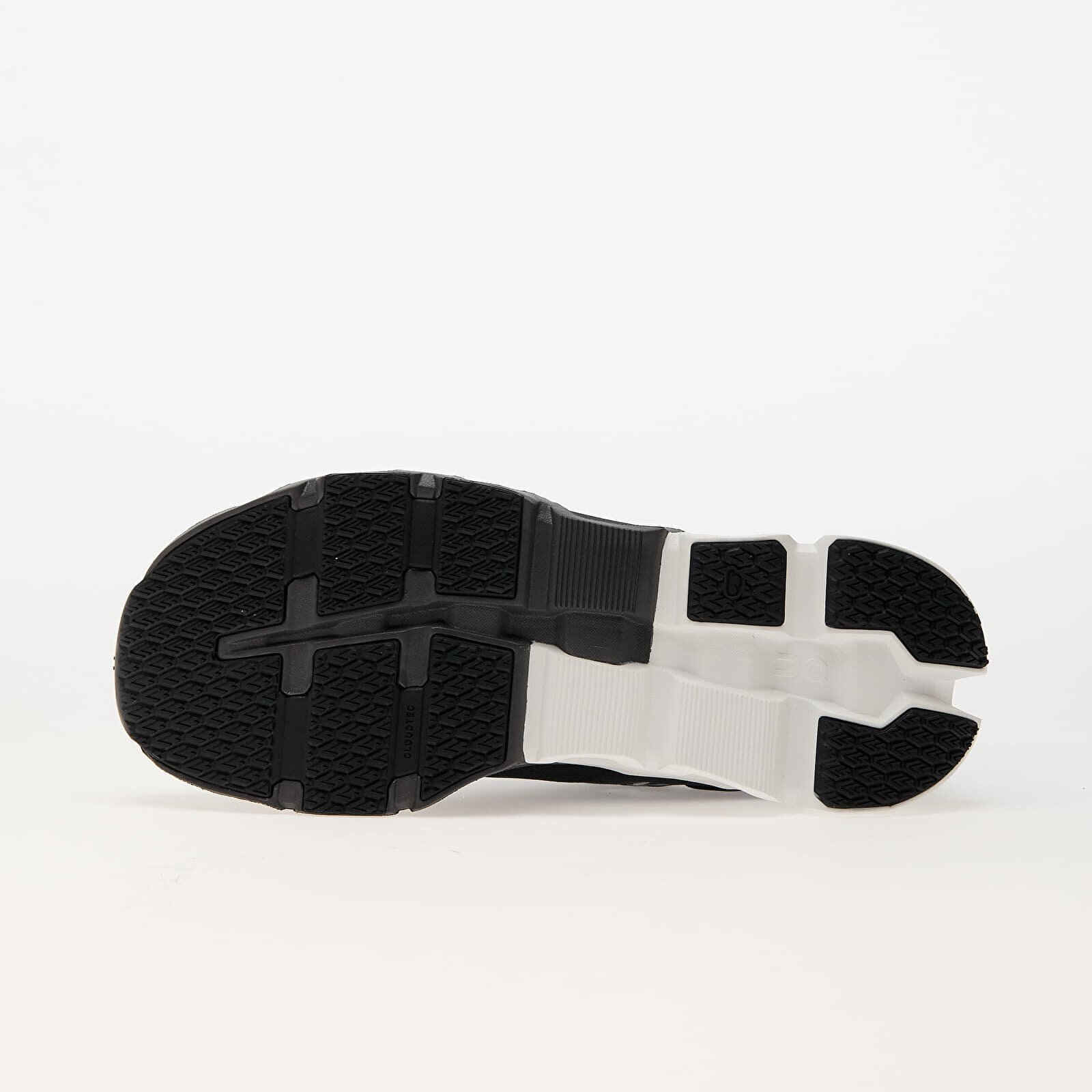 On Сникърси M Cloudflyer 5 Black/ White