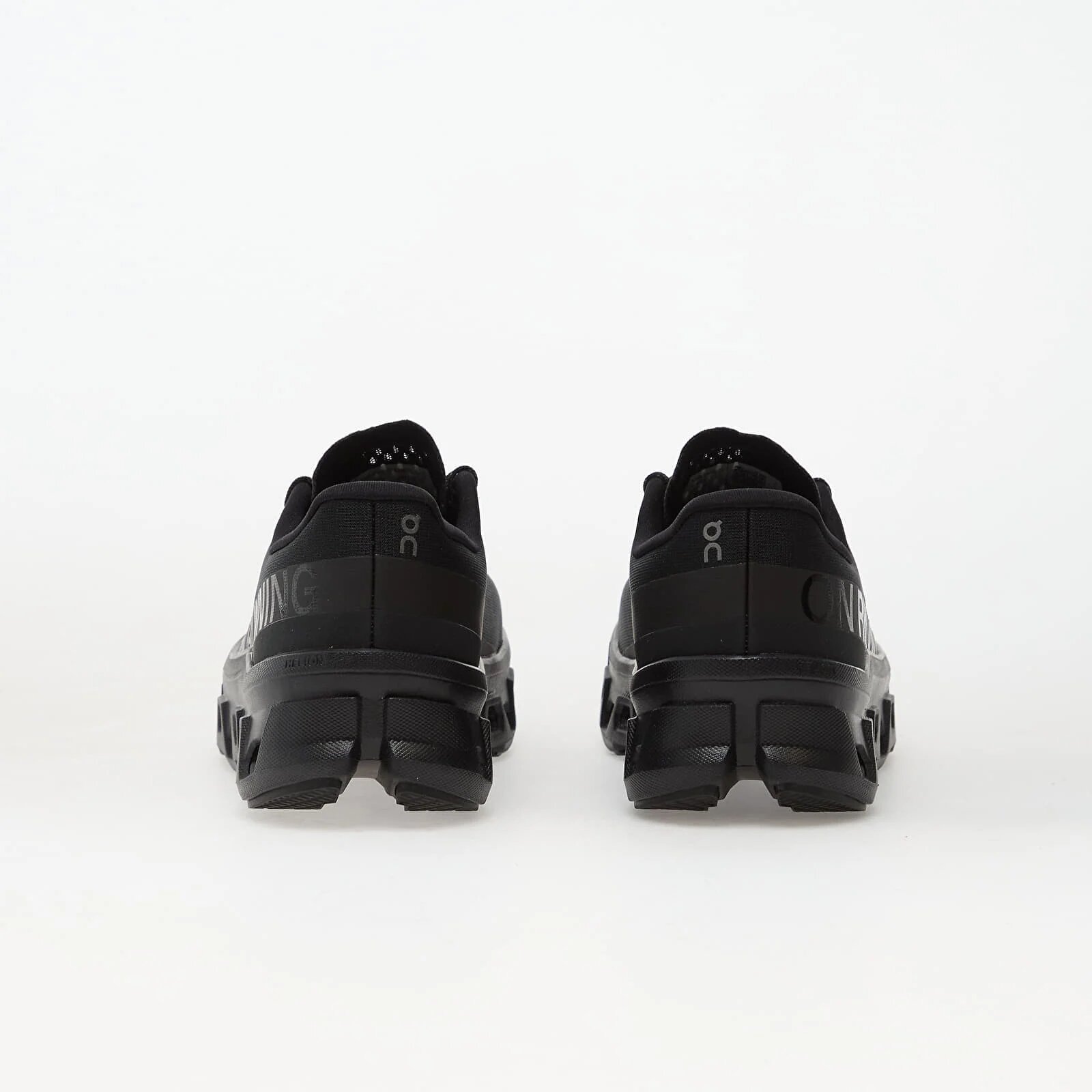 On Сникърси M Cloudmster 1 Black/ Black