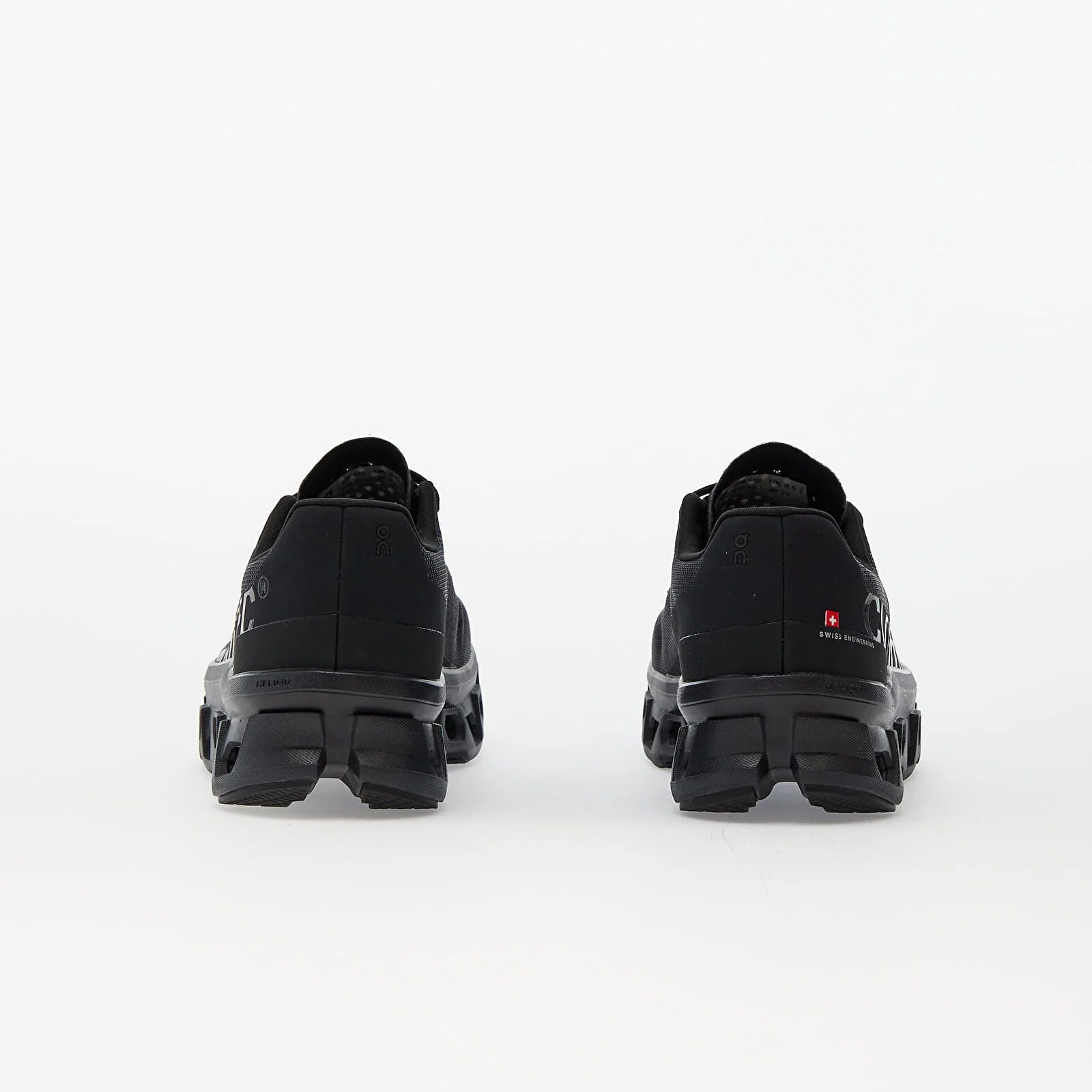 On Сникърси M Cloudmster All Black