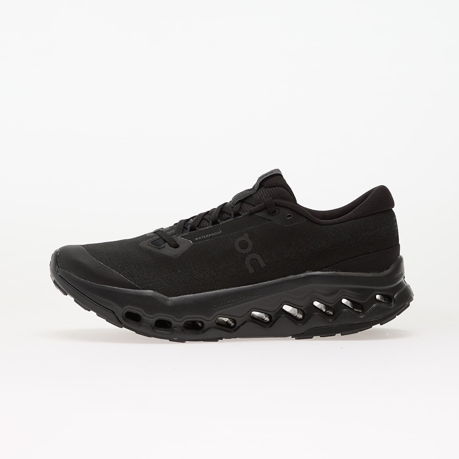 On Сникърси M Cloudsurfer Trail 2 Wp Black/ Black