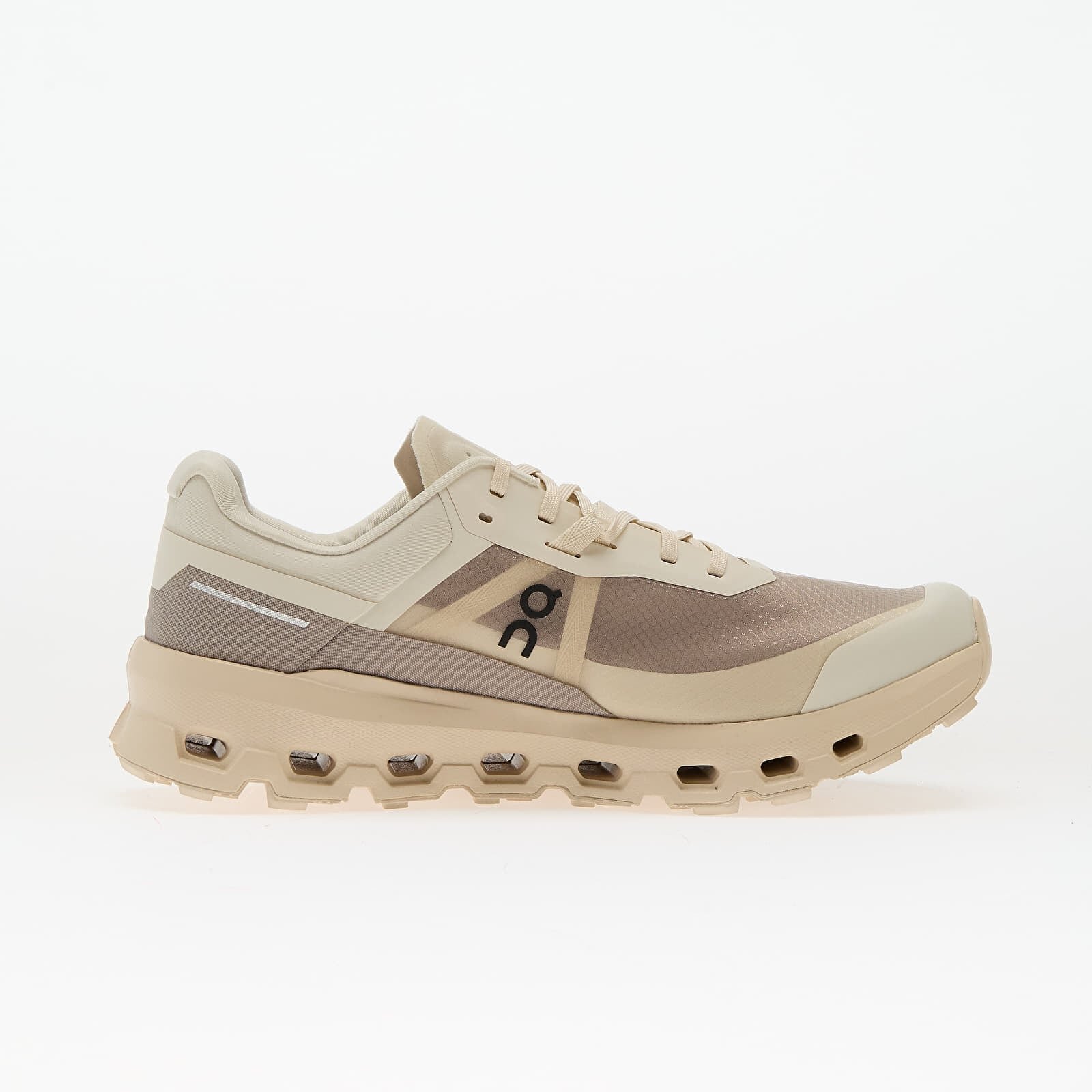 On Сникърси M Cloudvista 2 Cream/ Desert