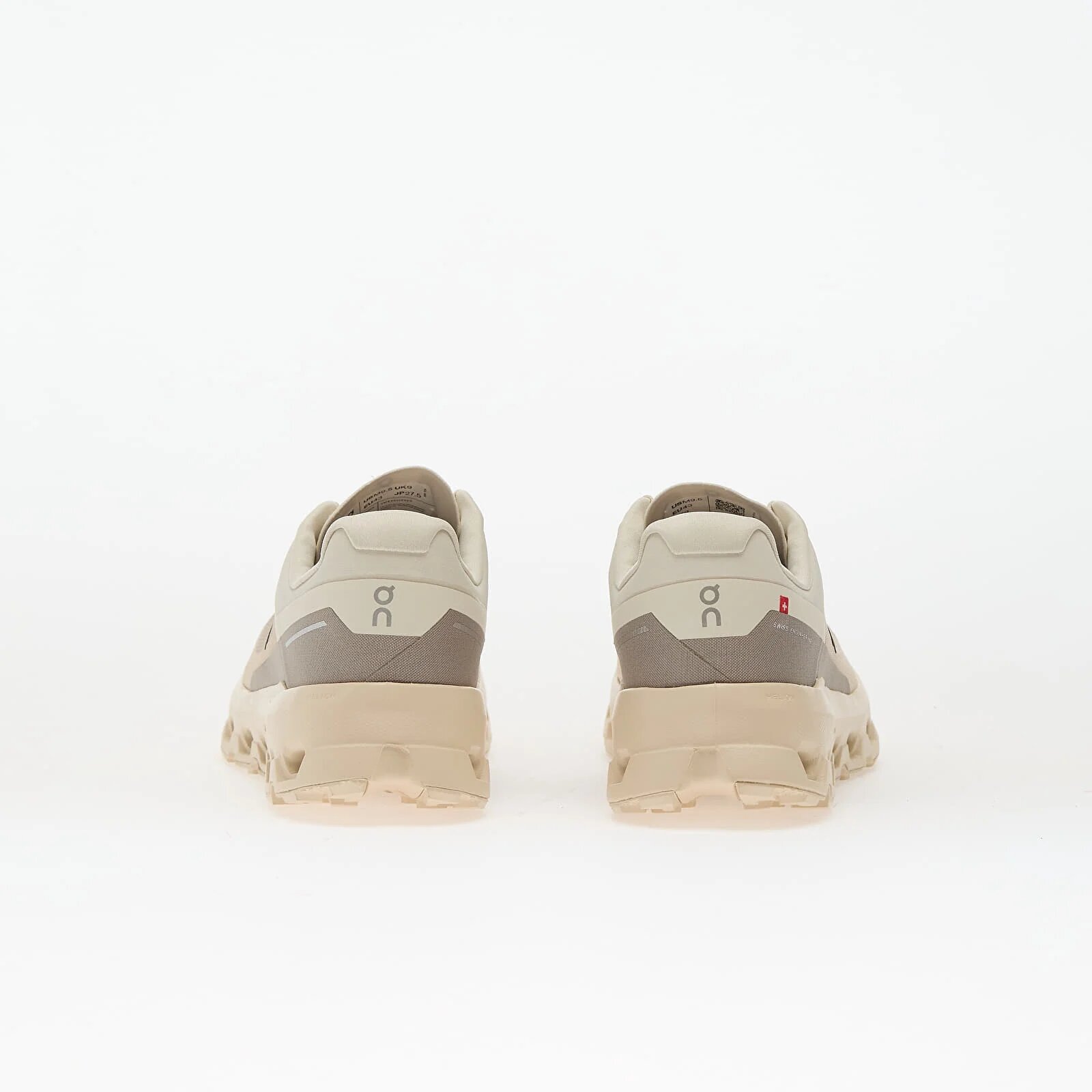 On Сникърси M Cloudvista 2 Cream/ Desert