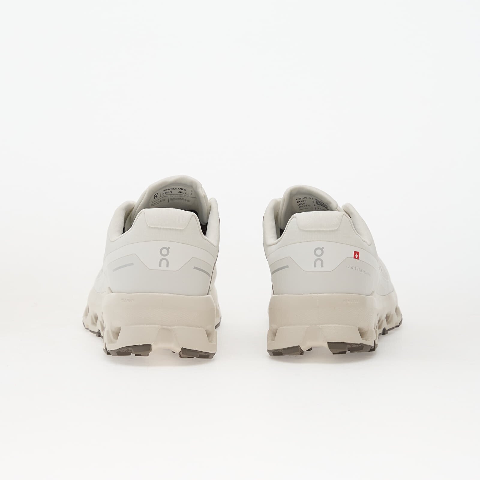 On Сникърси M Cloudvista 2 Waterproof Ice/ Pearl