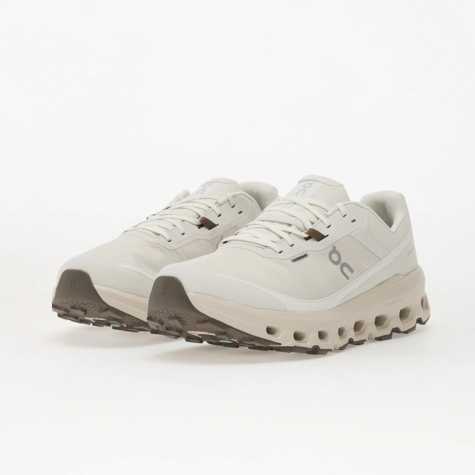 On Сникърси M Cloudvista 2 Waterproof Ice/ Pearl