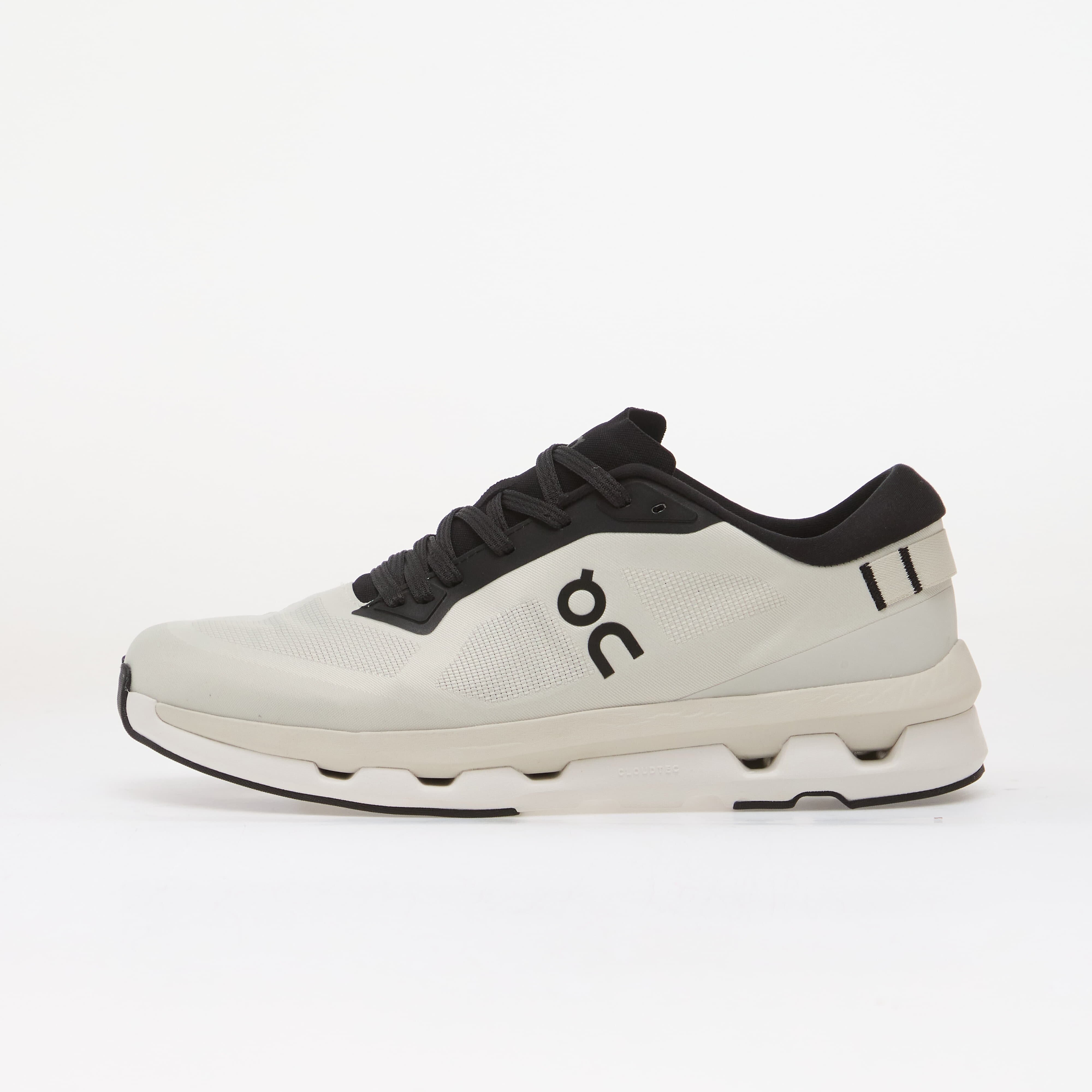 On Сникърси M Cloudze Ice/ Black