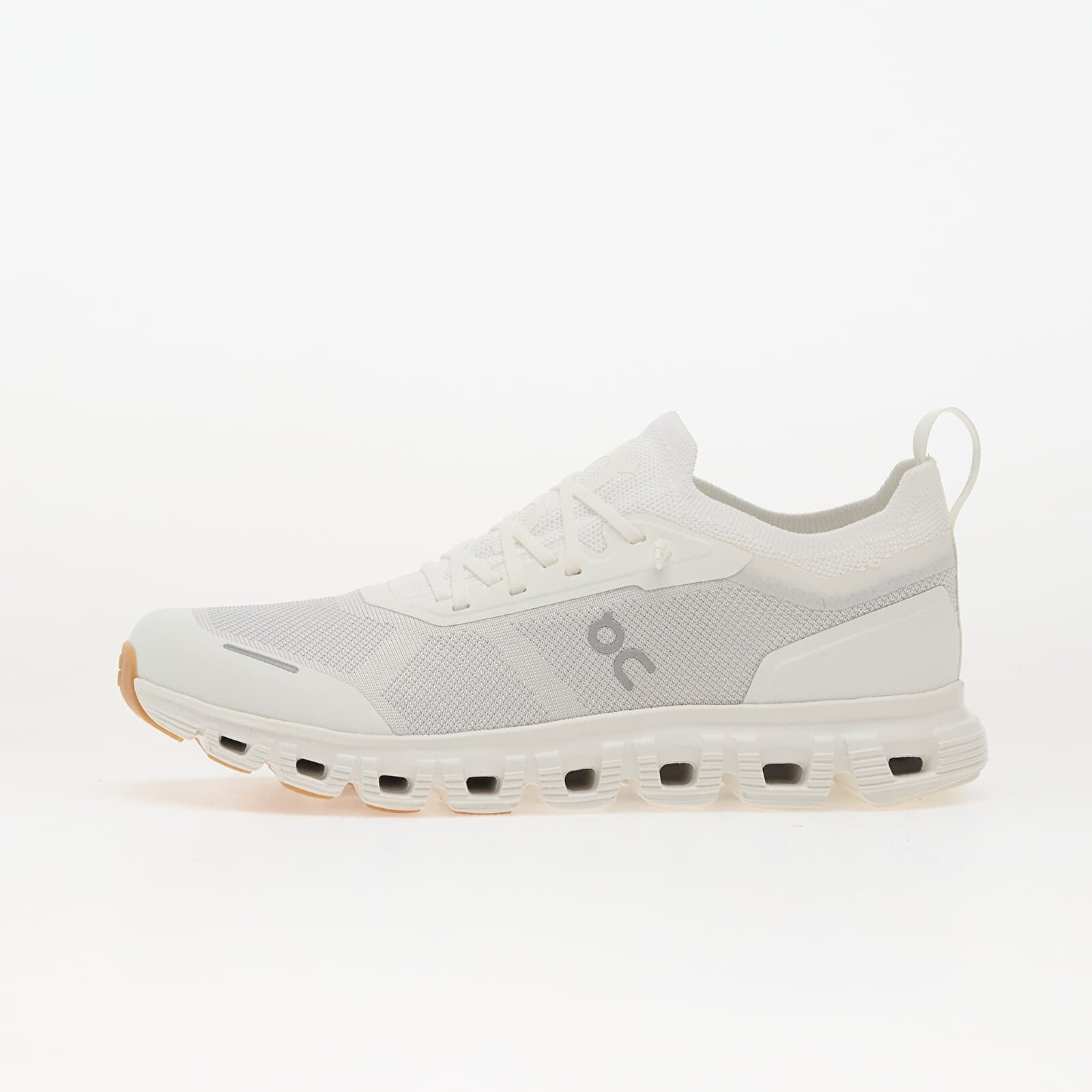 On Сникърси W Cloud 6 Versa White/ White