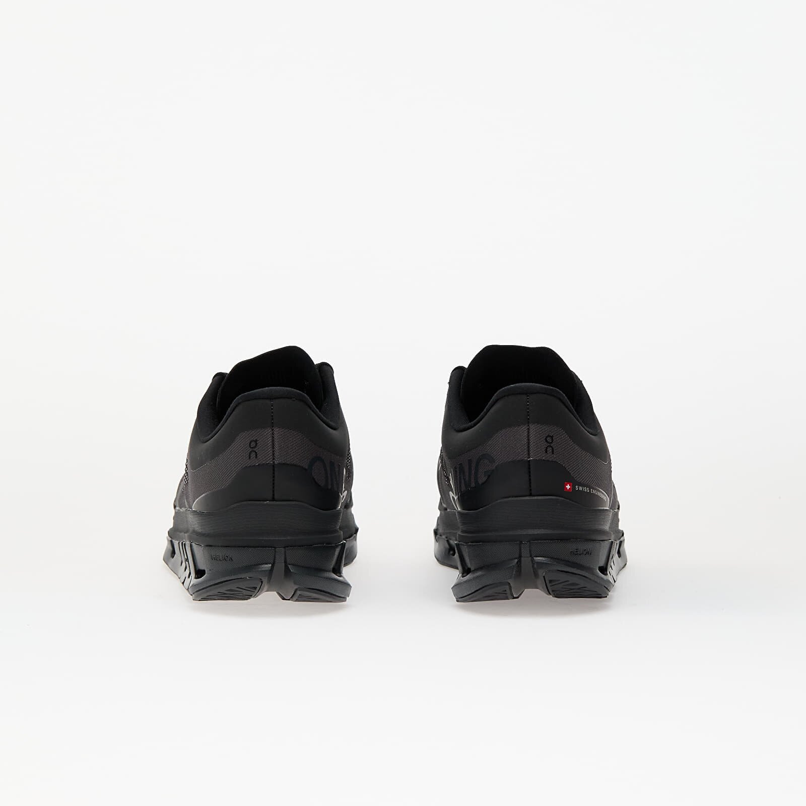 On Сникърси W Cloudflow 5 Black/ Black