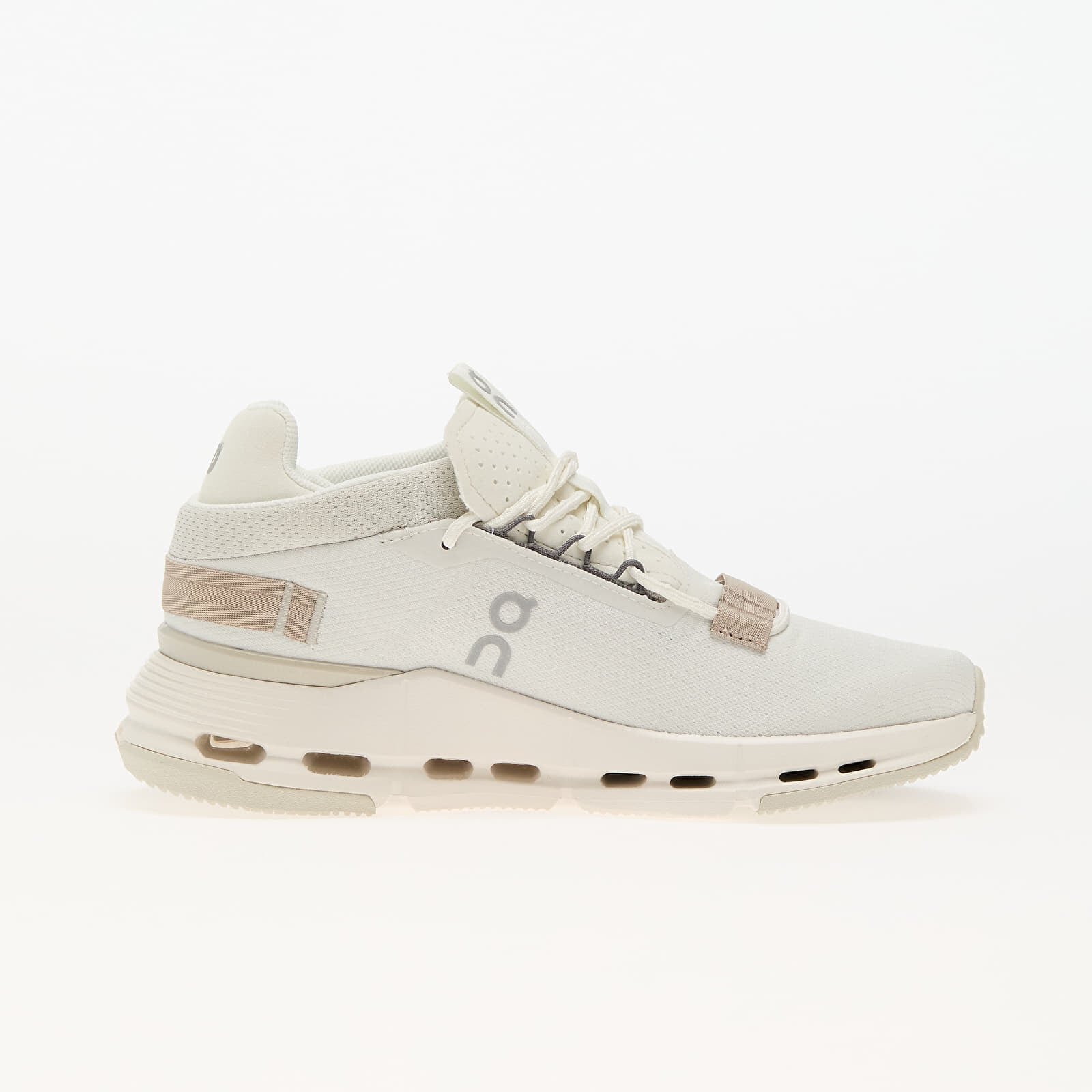 On Сникърси W Cloudnova 2 Ice/ Sand