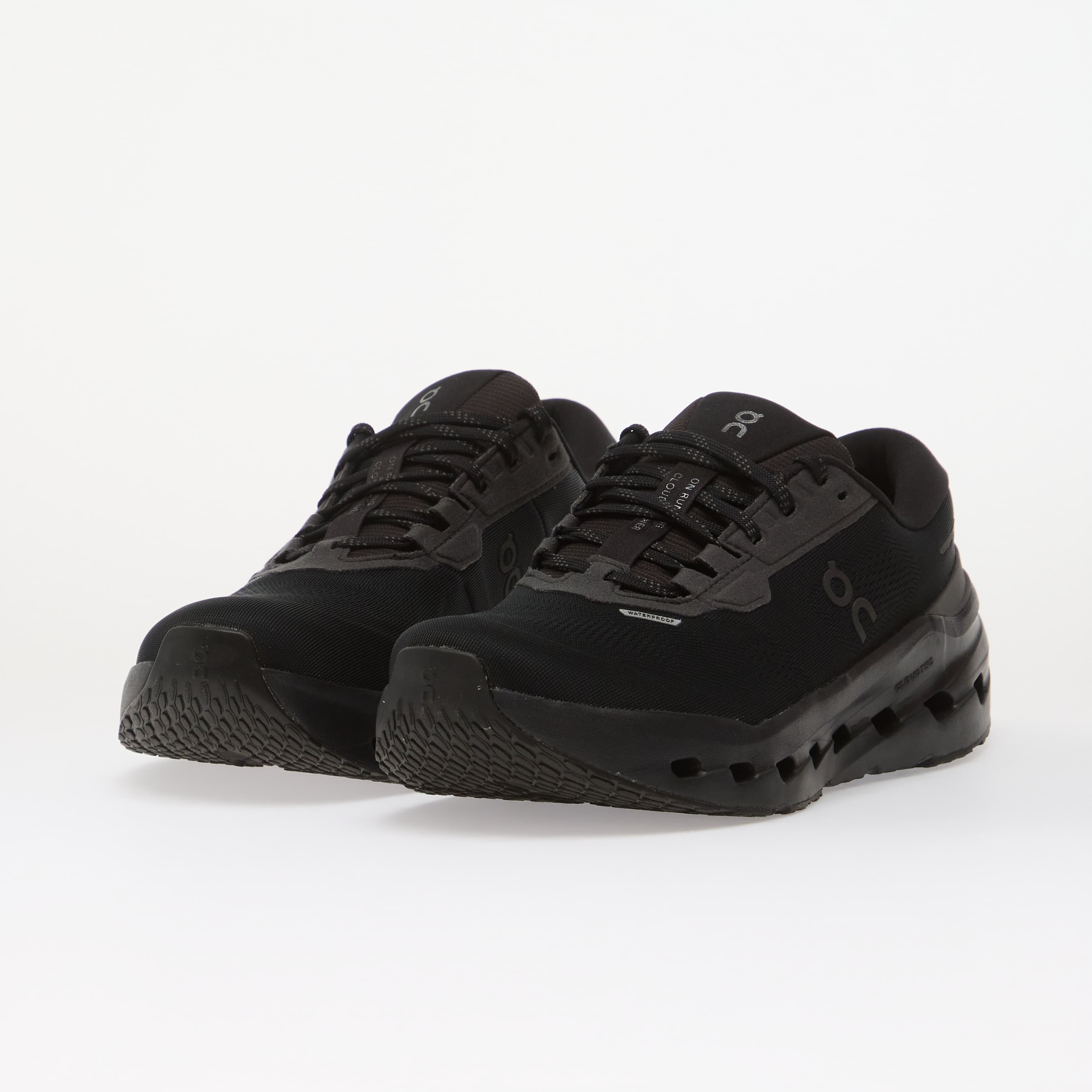 On Сникърси W Cloudrunner 3 Waterproof Black/ Black
