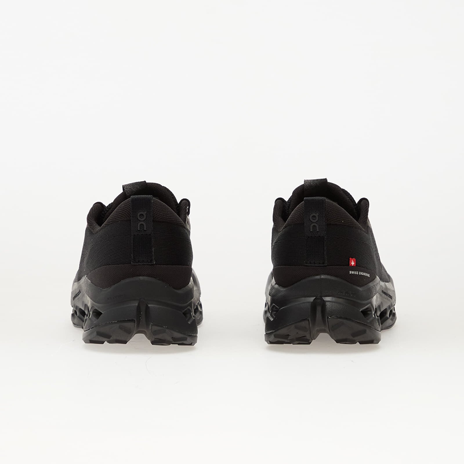 On Сникърси W Cloudsurfer Trail 2 Black/ Black
