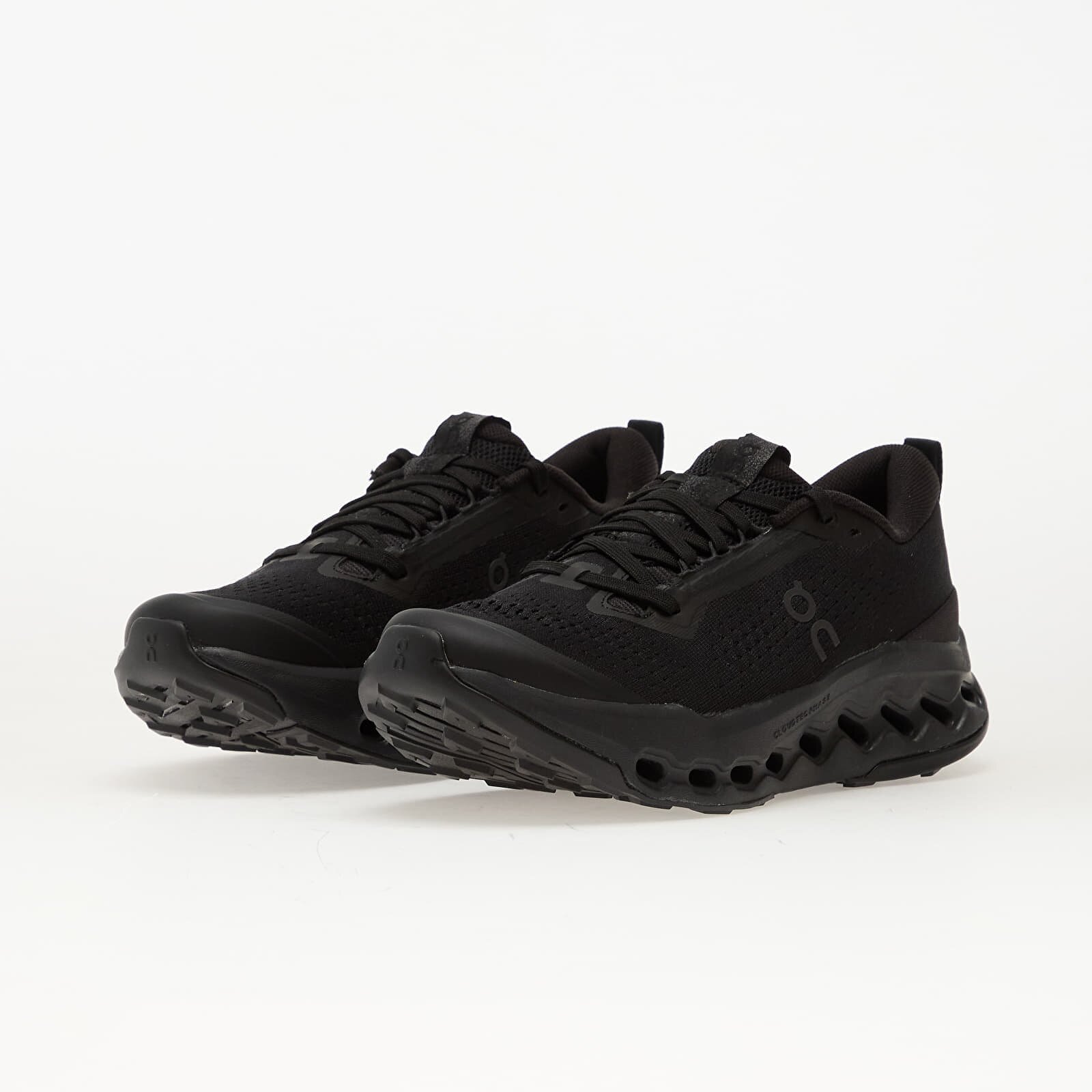 On Сникърси W Cloudsurfer Trail 2 Black/ Black