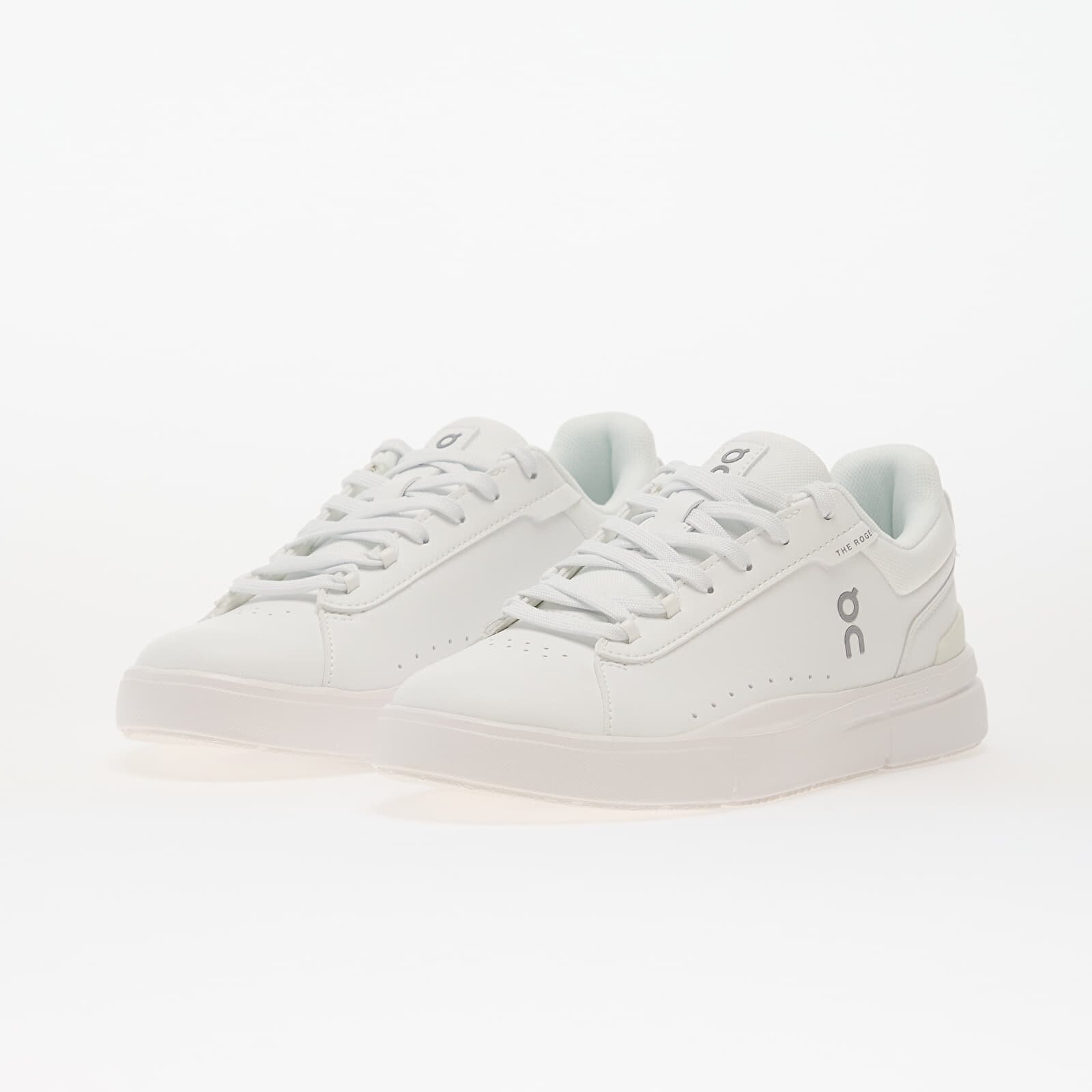 On Сникърси W The Roger Advantage White/ White