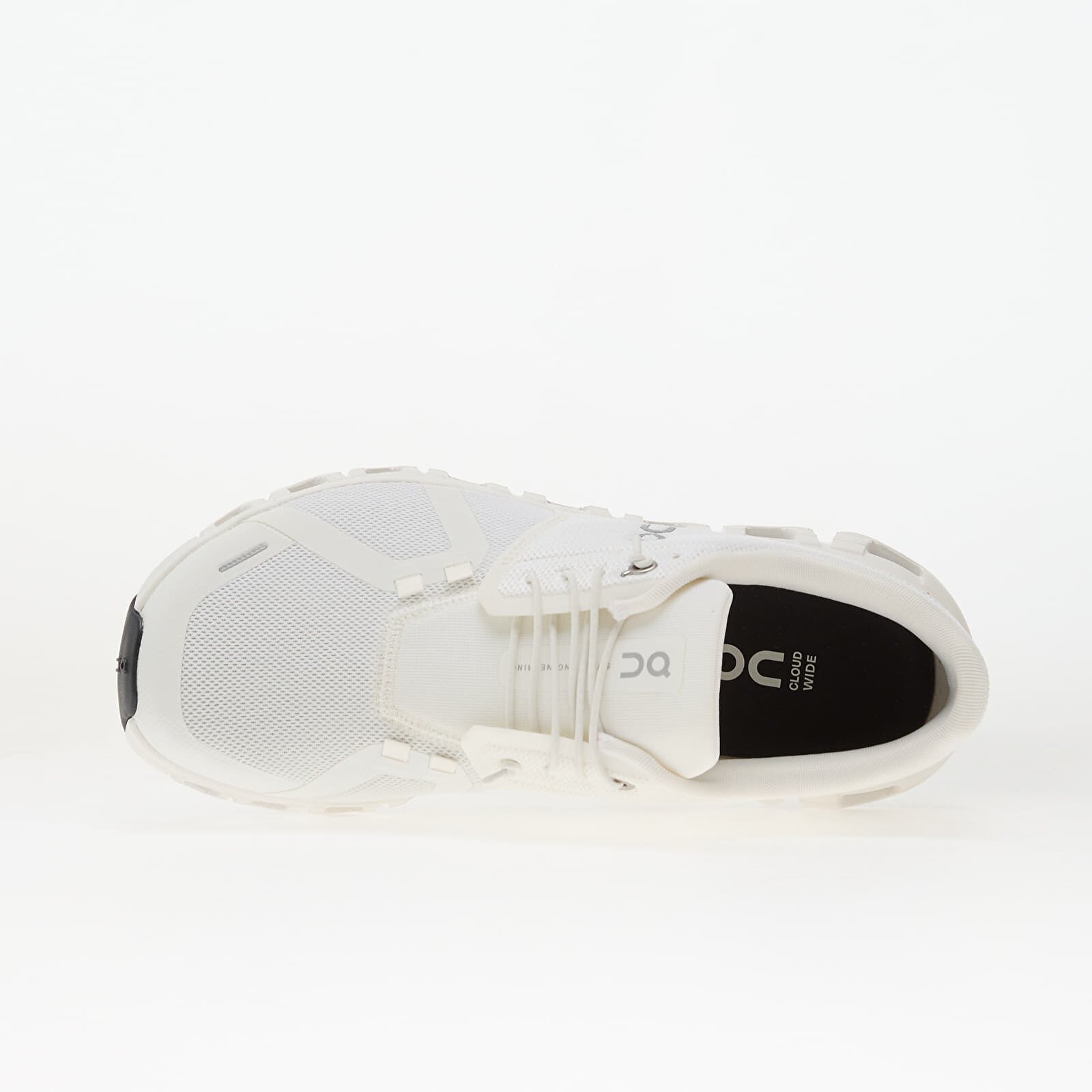 On W Cloud 6 Wide White/ White
