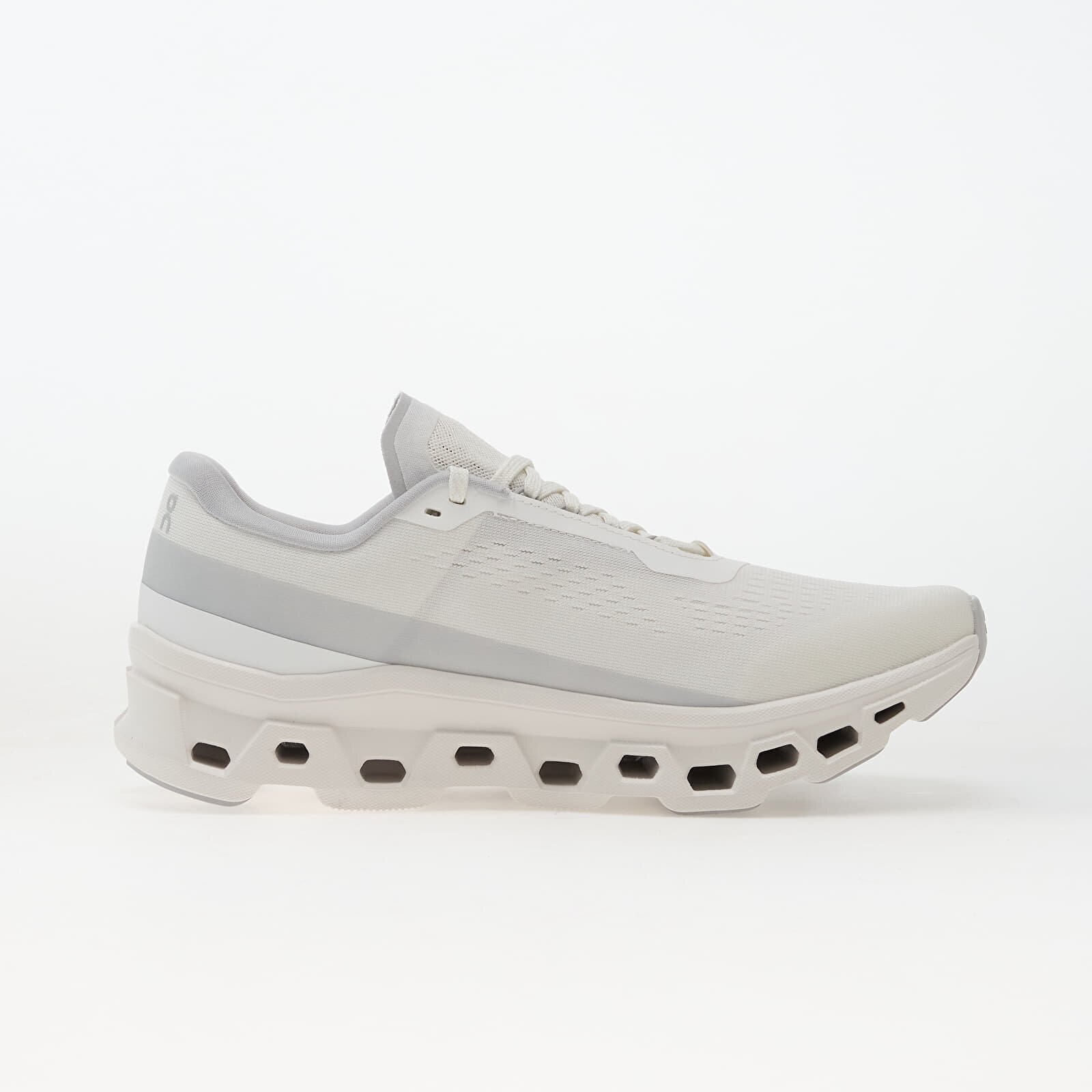 On W Cloudmster 1 White/ White