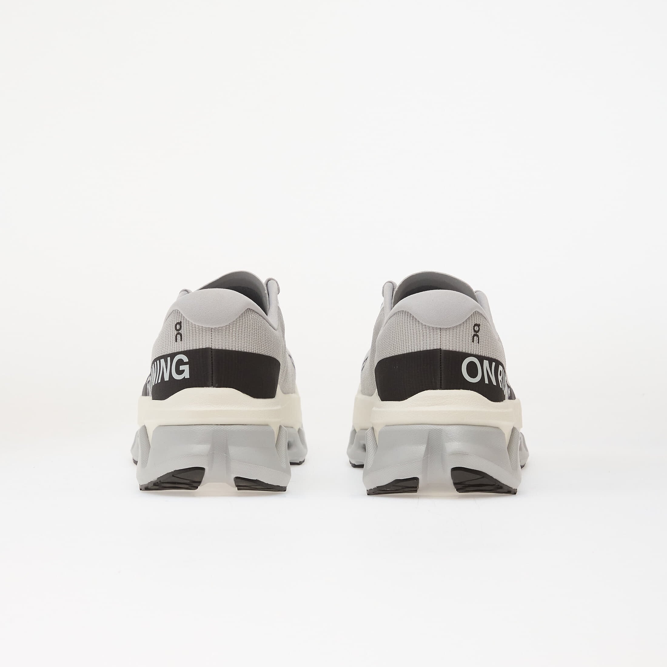 On W Cloudmster 3 Hyper Glacier/ Black