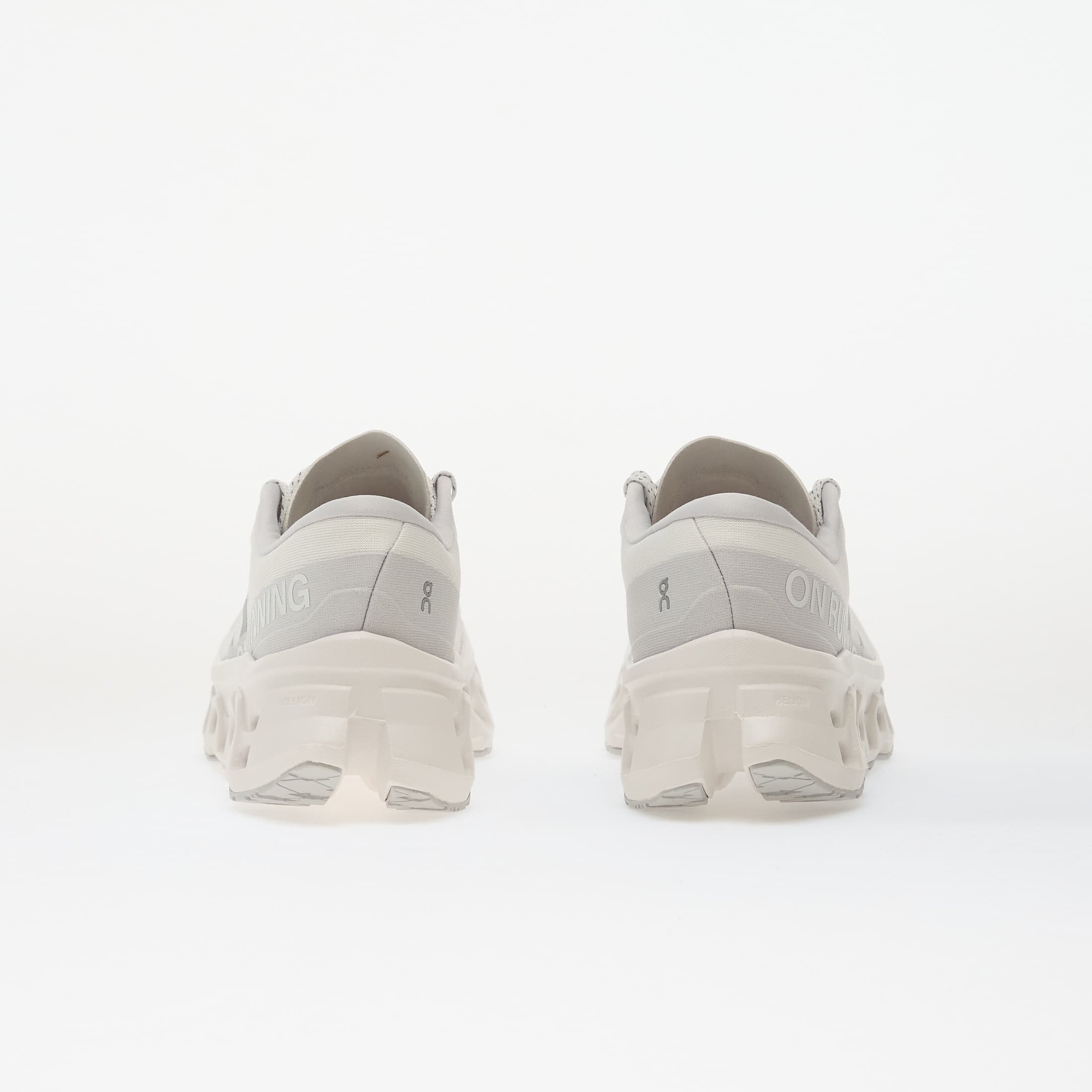 On W Cloudmster 3 White/ Wolf