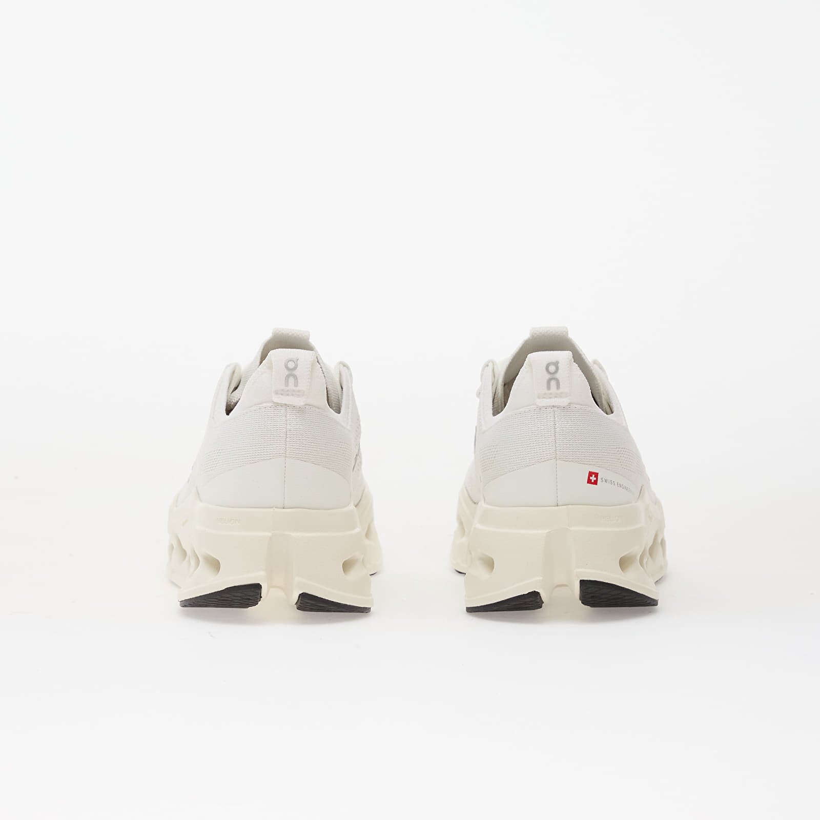 On W Cloudsurfer Max White/ White