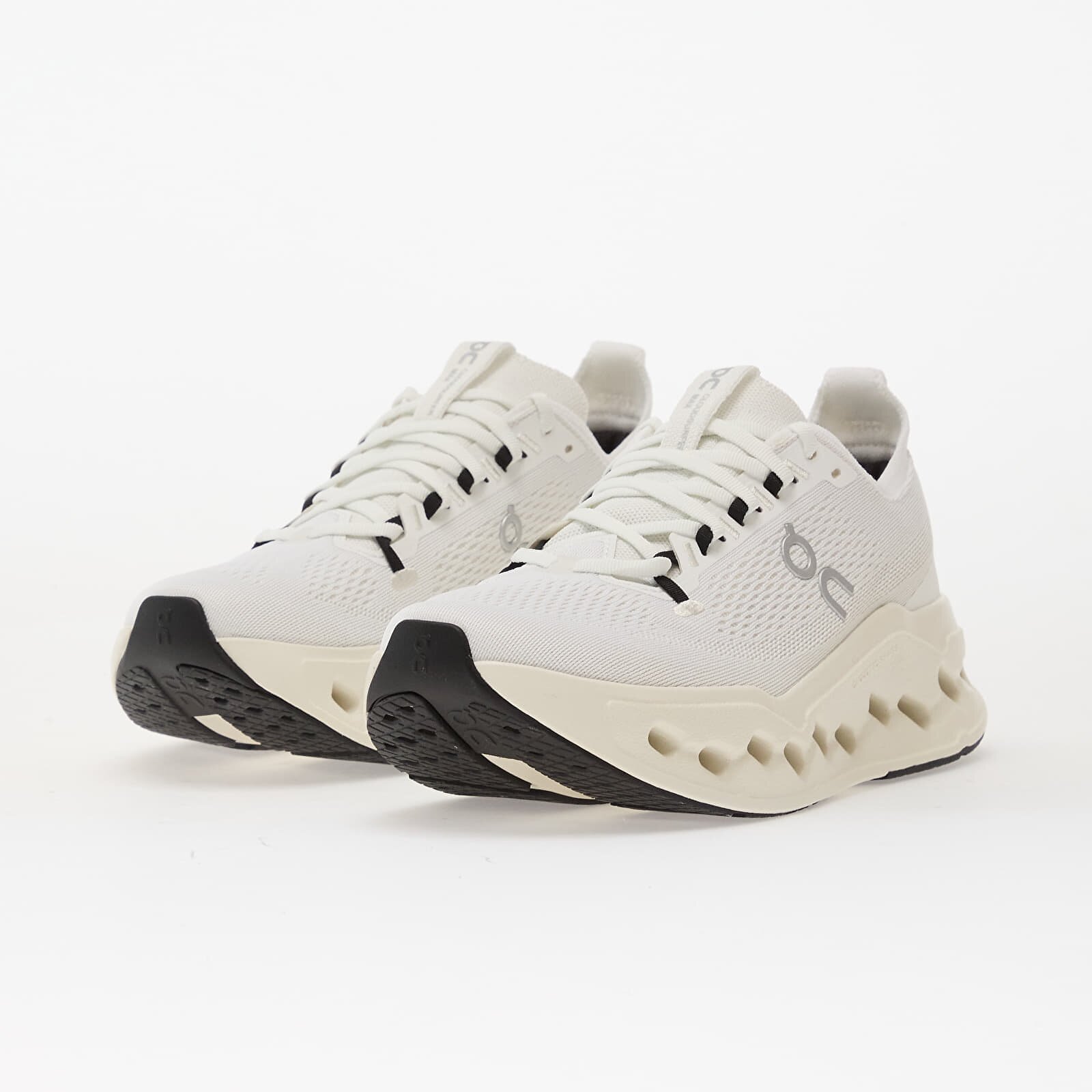 On W Cloudsurfer Max White/ White