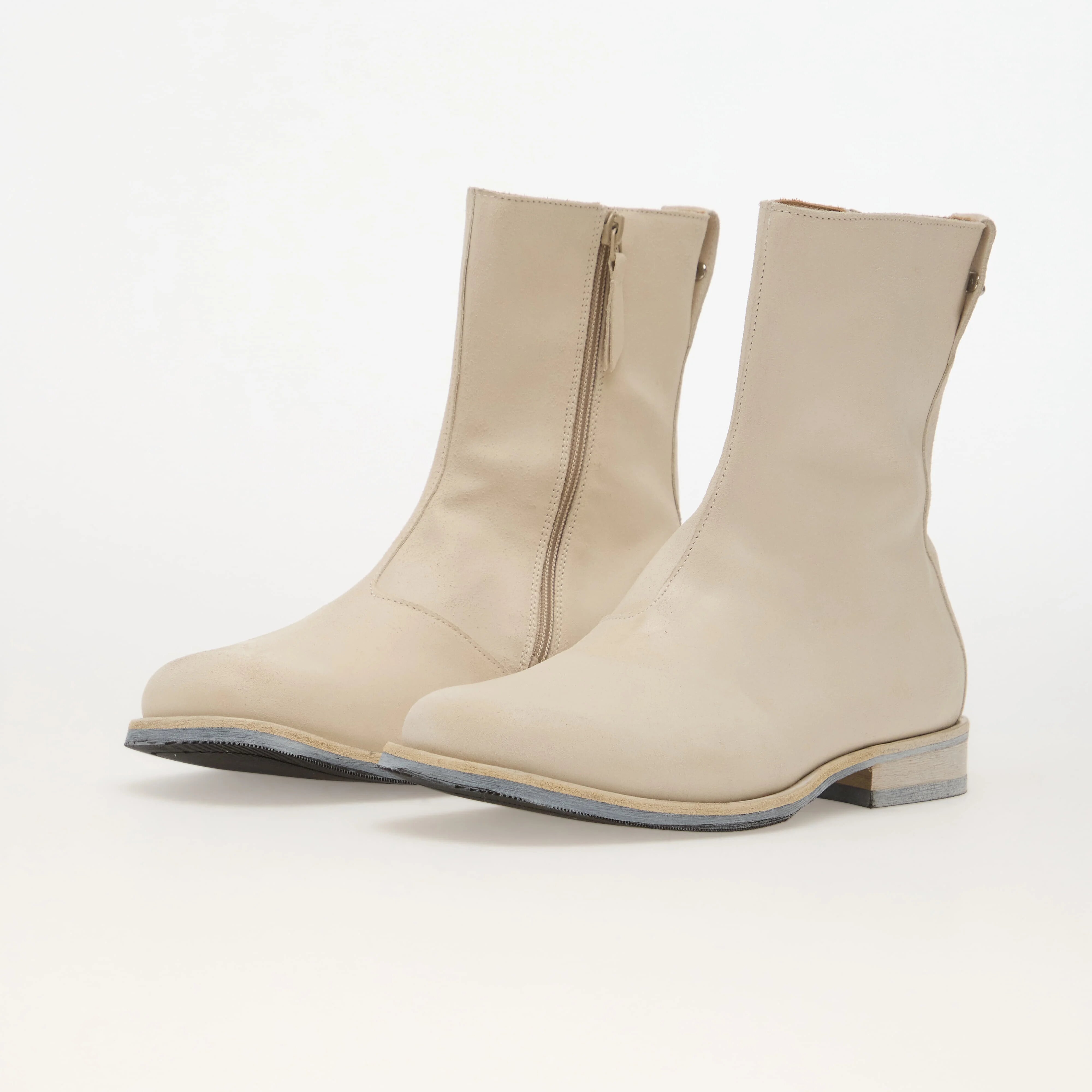 Our Legacy Обувки Slim Camion Boot Dirty White Waxed Suede