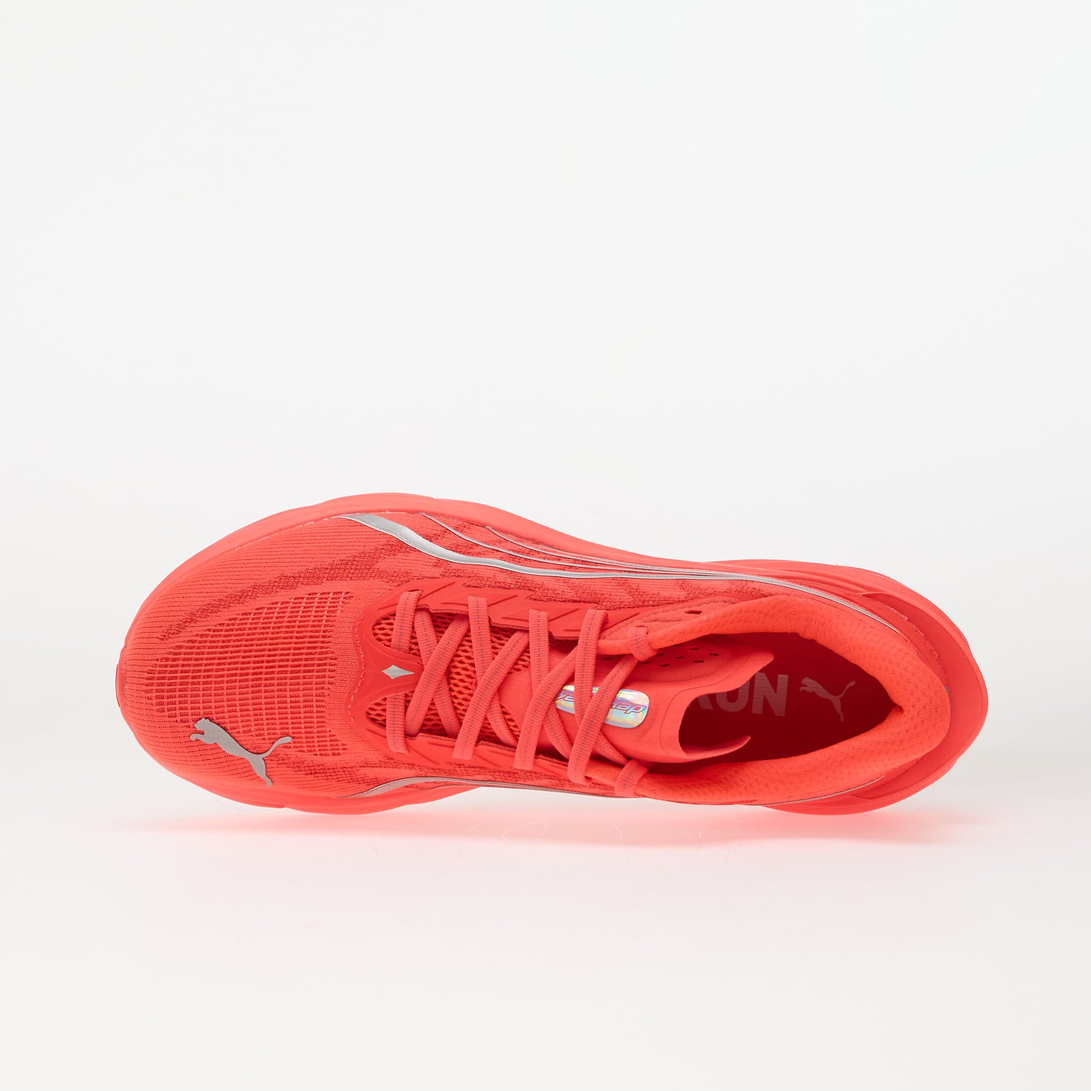 Puma Сникърси Deviate Nitro 4 Ultra Red/ Silver