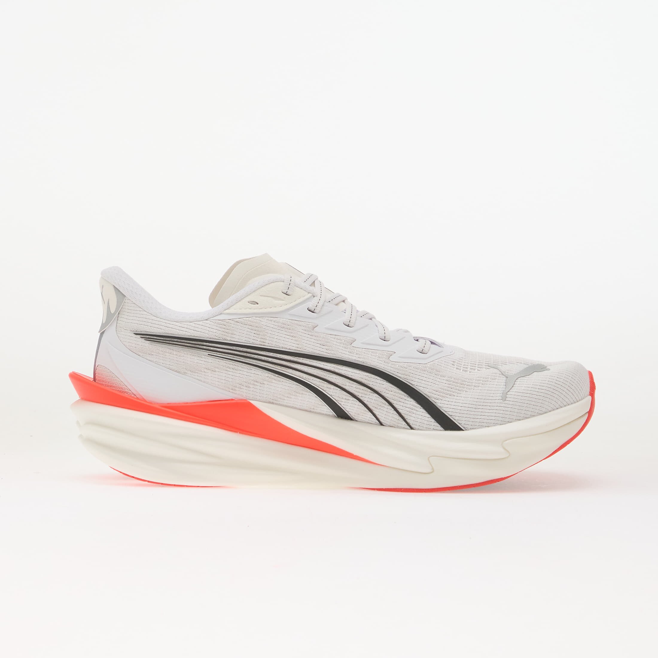 Puma Сникърси Deviate Nitro 4 White/ Ultra Red