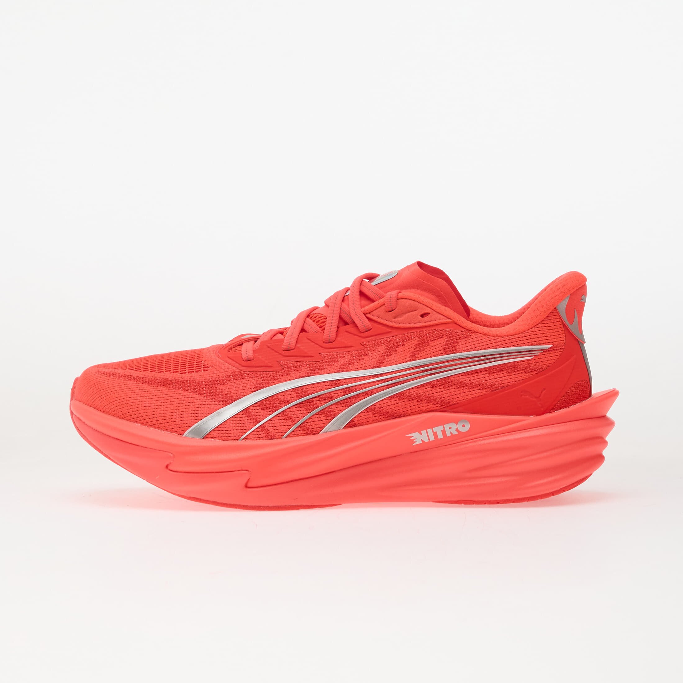 Puma Сникърси Deviate Nitro 4 Wns Ultra Red/ Silver