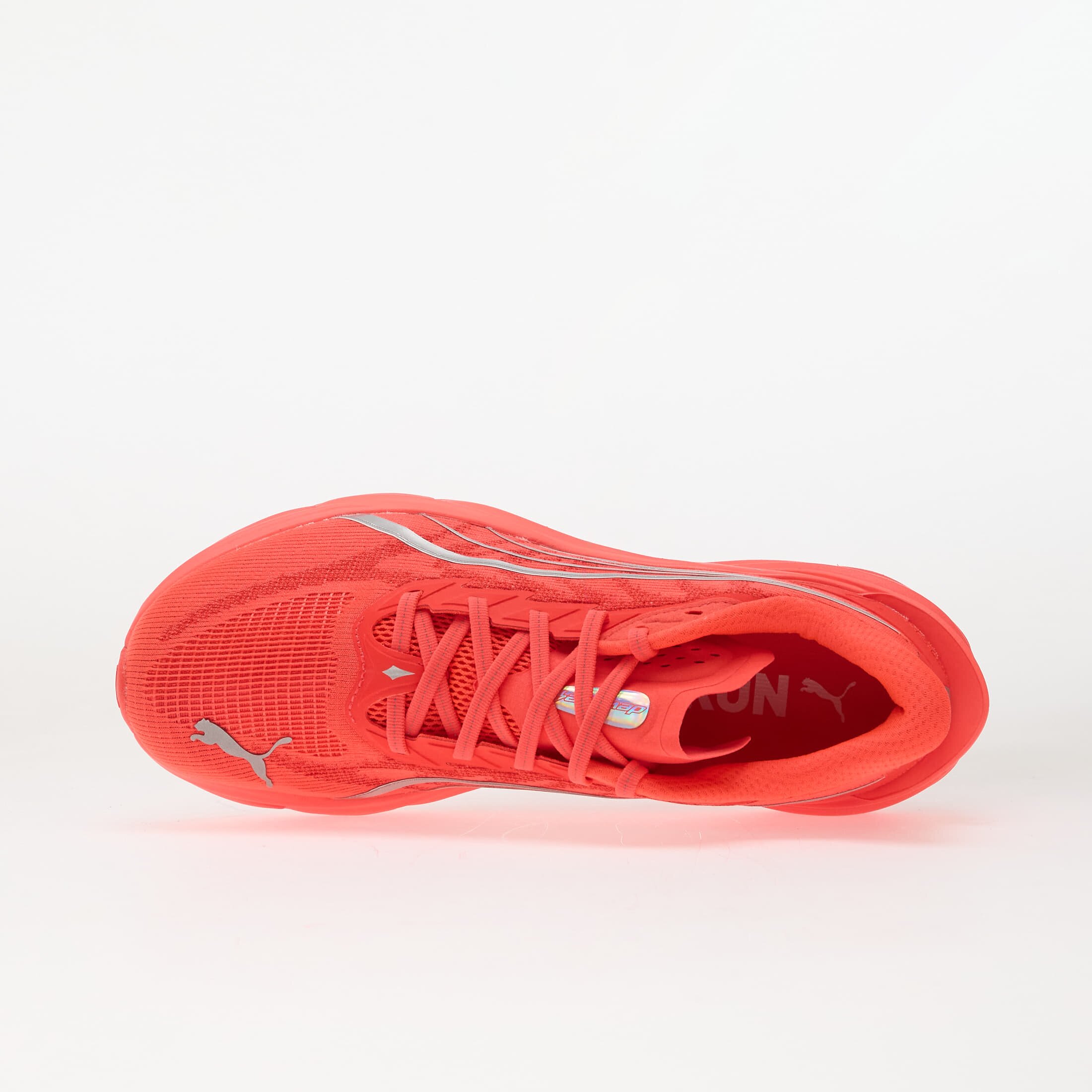 Puma Сникърси Deviate Nitro 4 Wns Ultra Red/ Silver