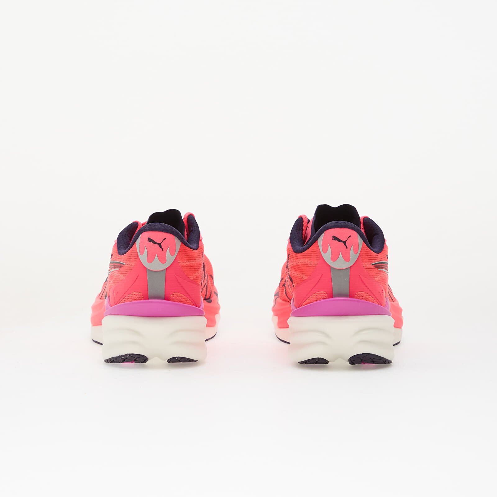 Puma Сникърси Deviate NITRO 4 X HYROX White/ Electric Orchid/ Pink