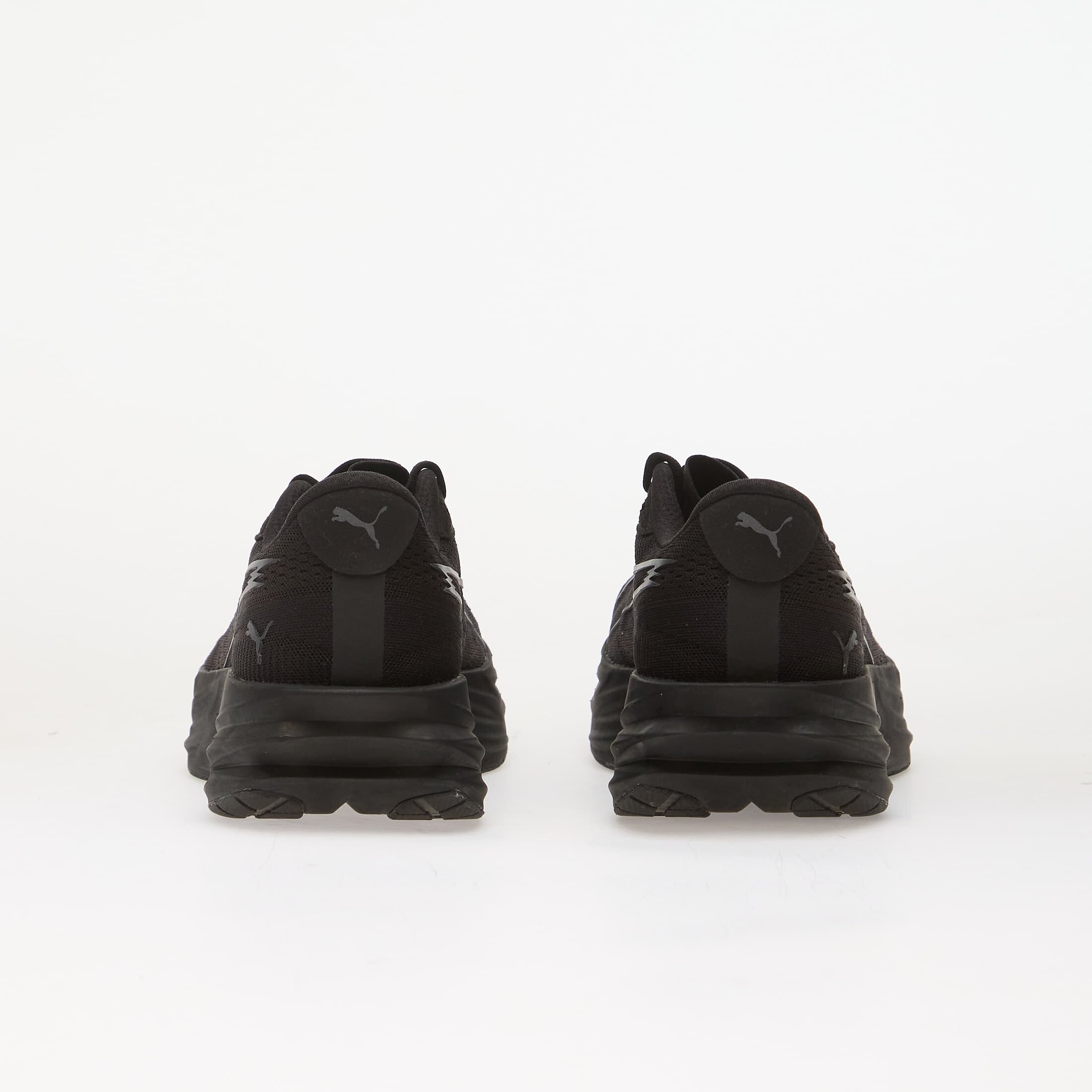Puma Сникърси Deviate Pure Nitro Black/ Flat Dark Gray