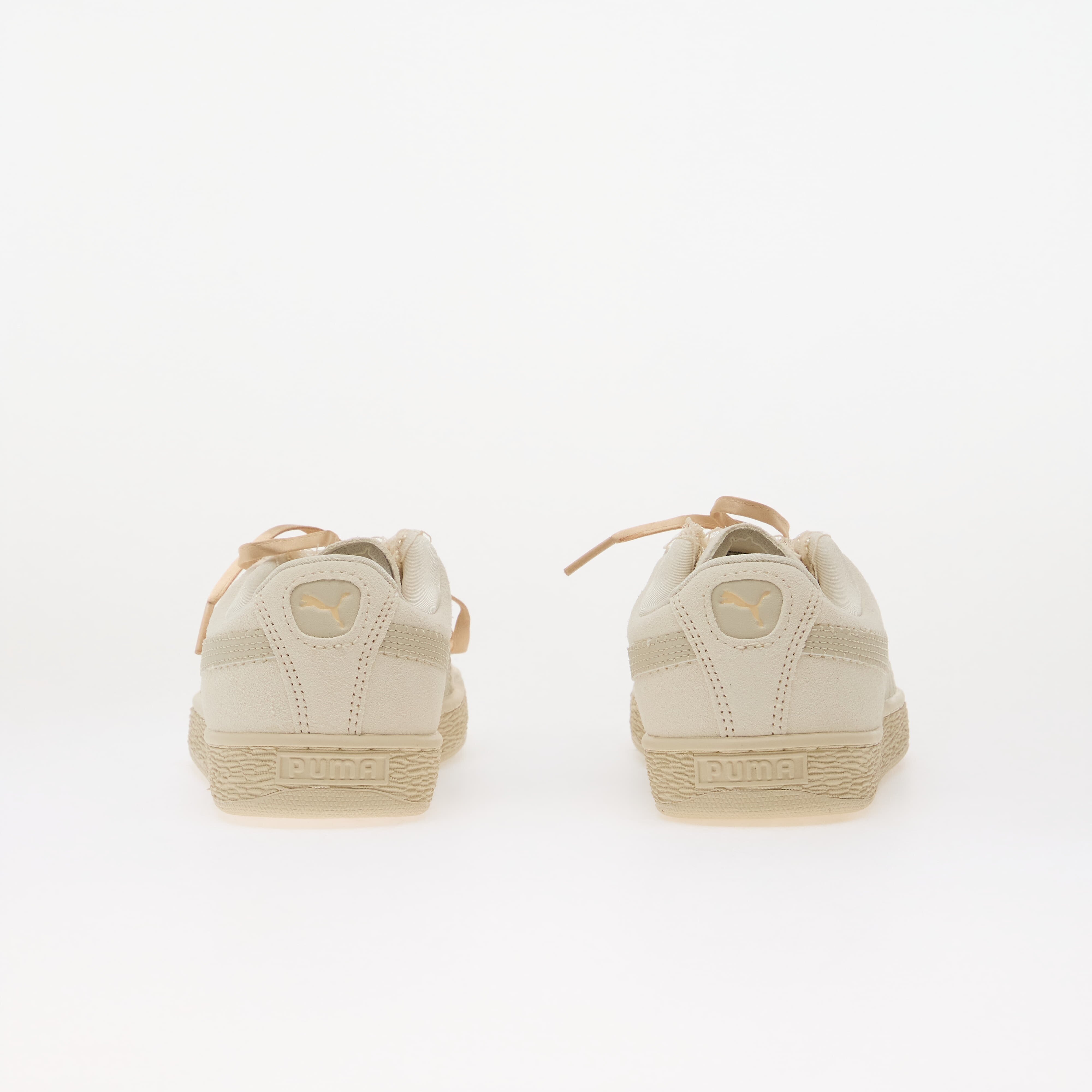 Puma Сникърси Suede Bloom Wns Frosted Ivory/ Silver Fog