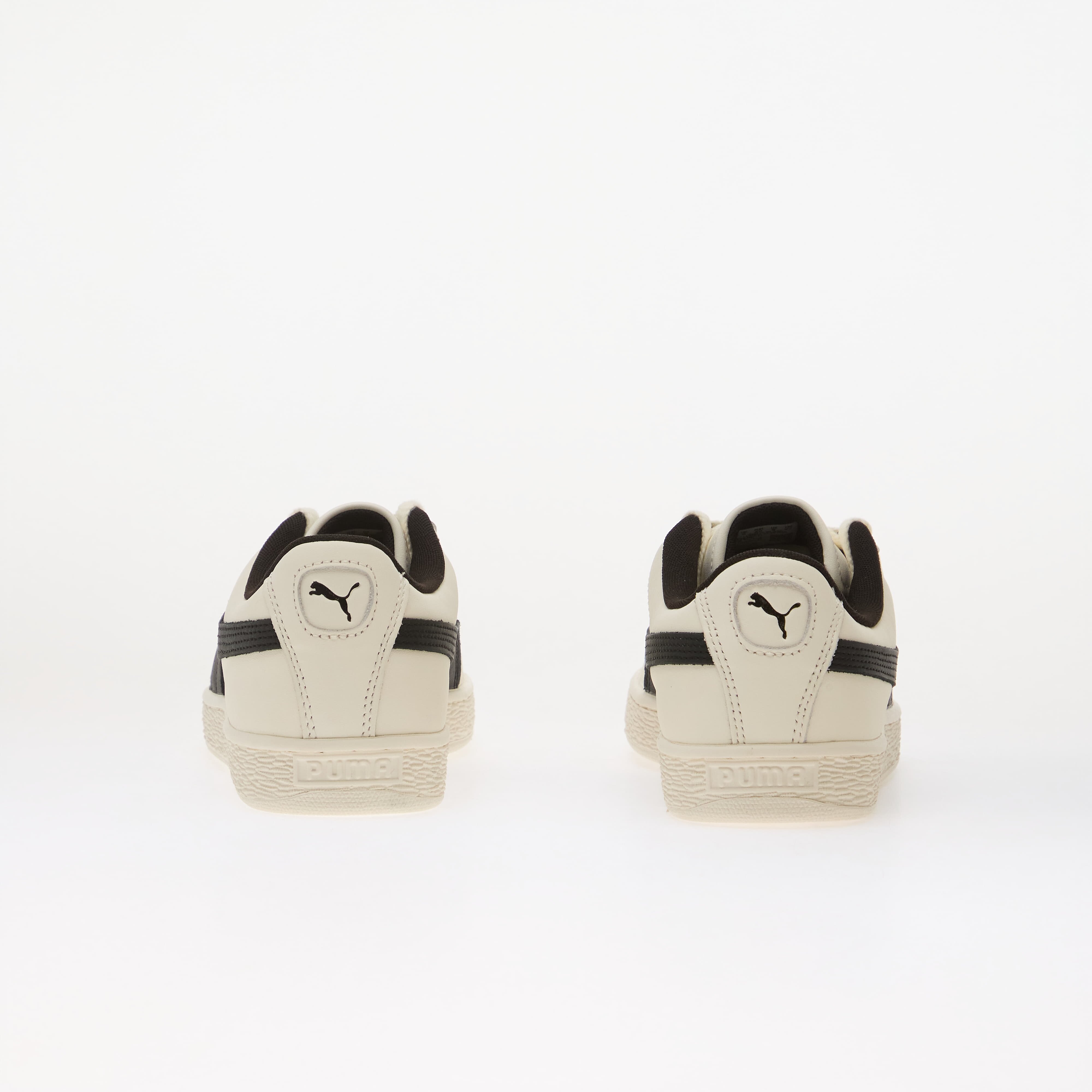 Puma Сникърси Suede Warm White/ Black