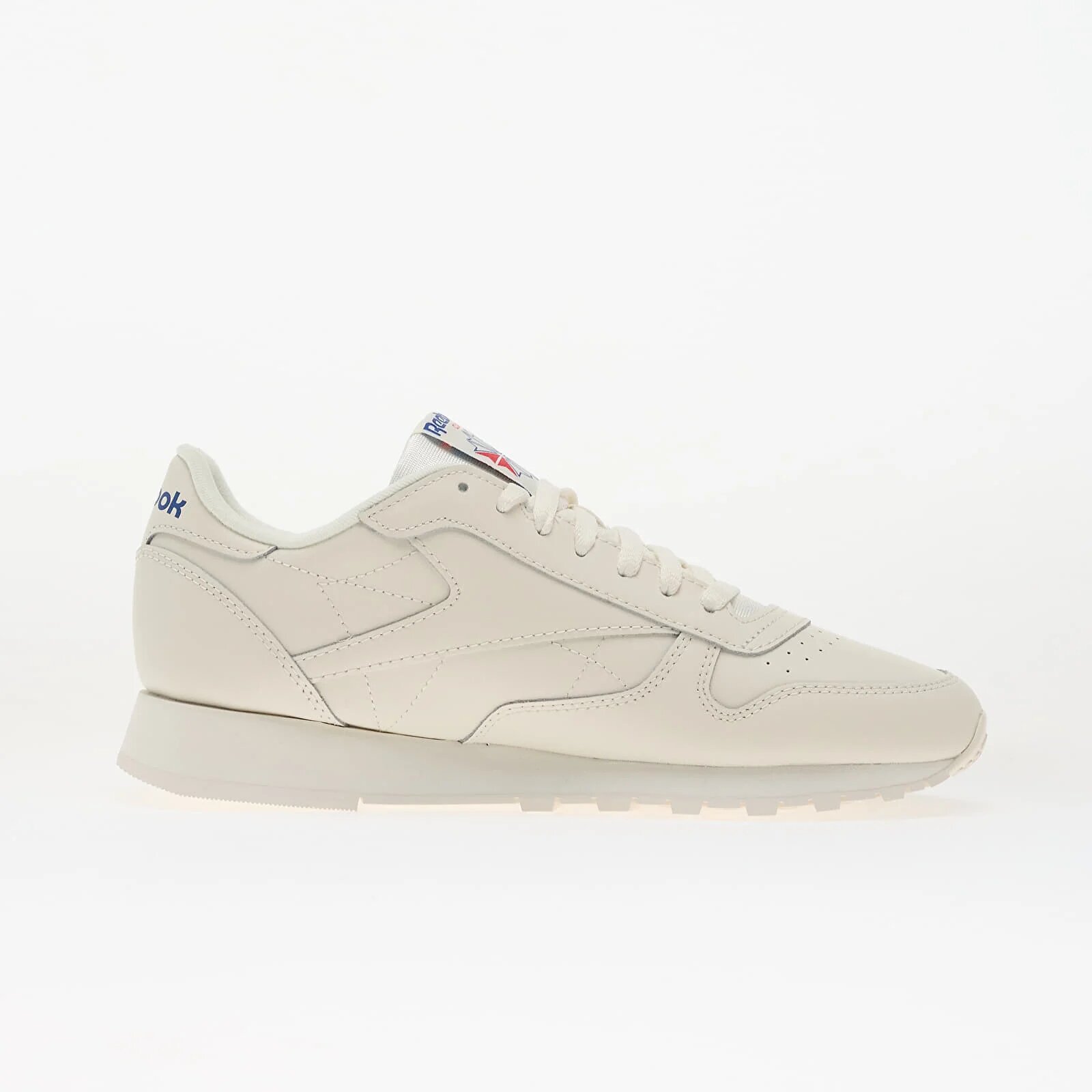 Reebok Сникърси Classic Leather Chalk/ Vecblu/ Vecred
