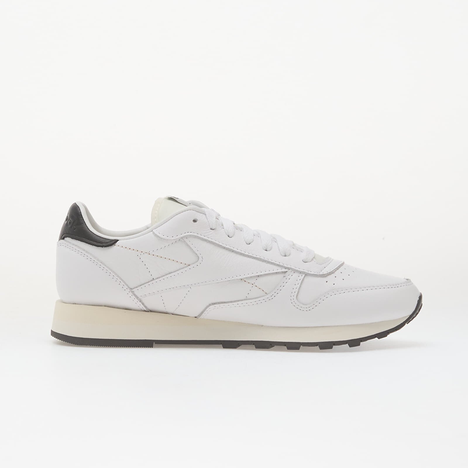 Reebok Сникърси Classic Leather White/ Black/ Chalk