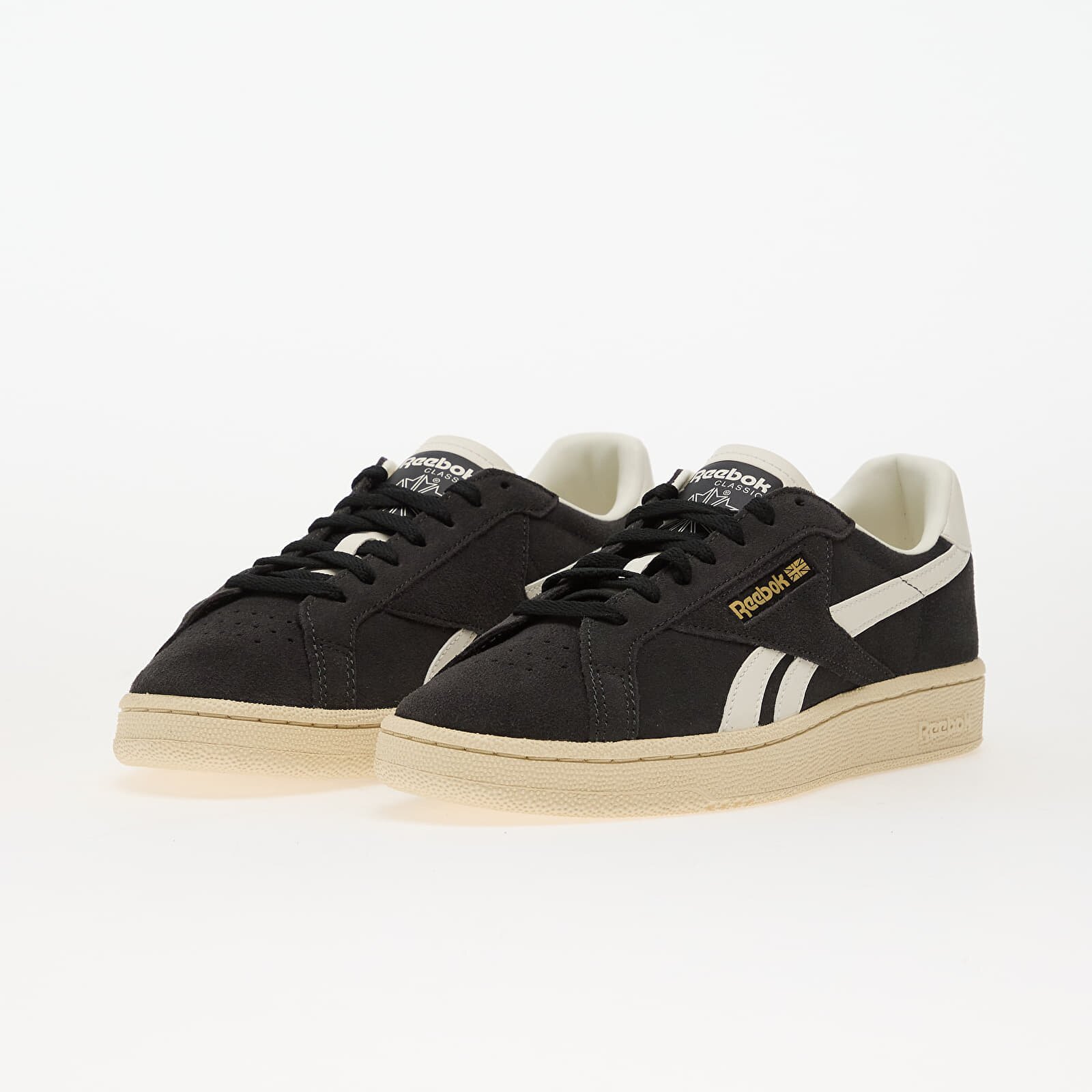 Reebok Сникърси Club C Grounds Uk Washedblack/ Paperwhite/ Chalk