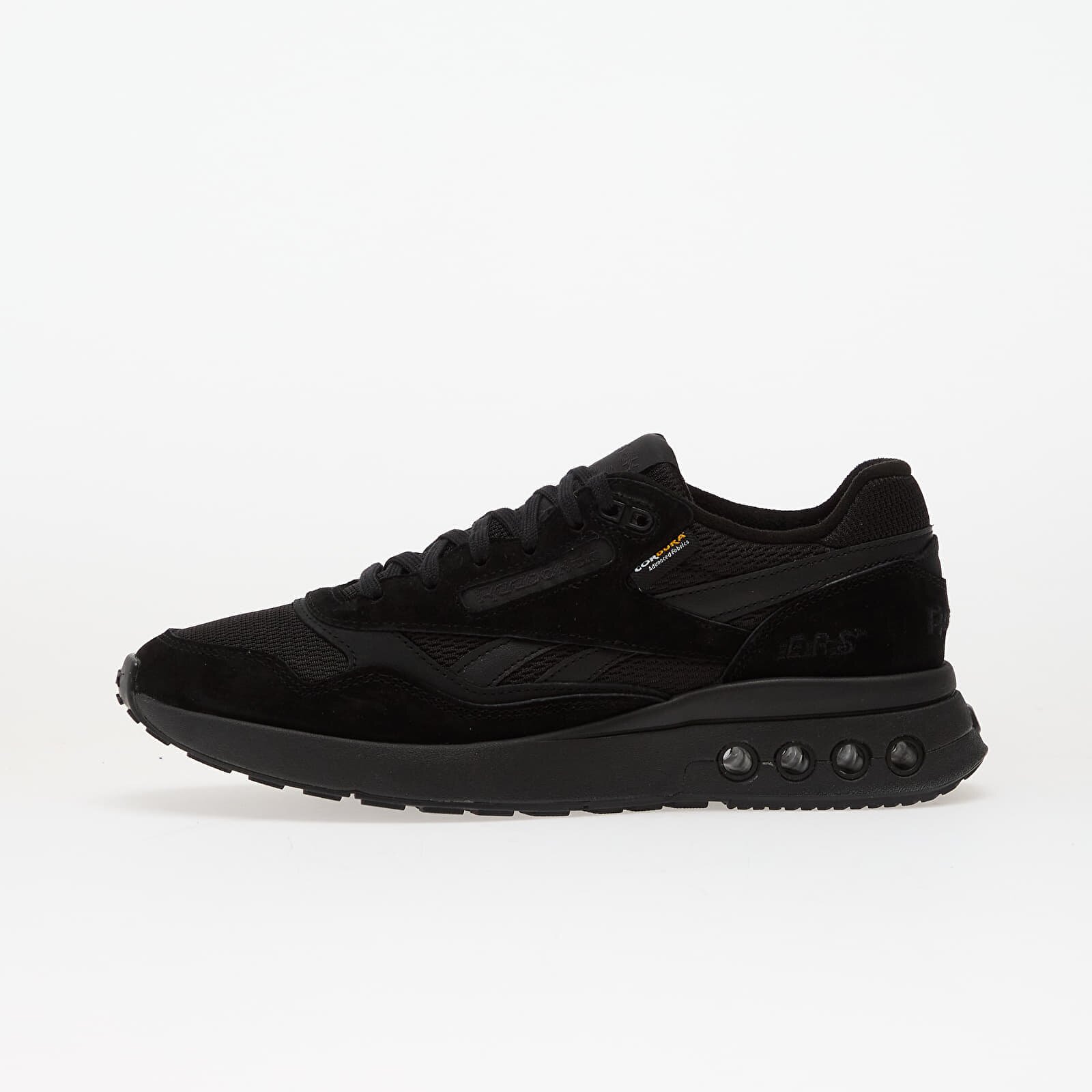 Reebok Сникърси Ers World Black/ Black/ Washed Black