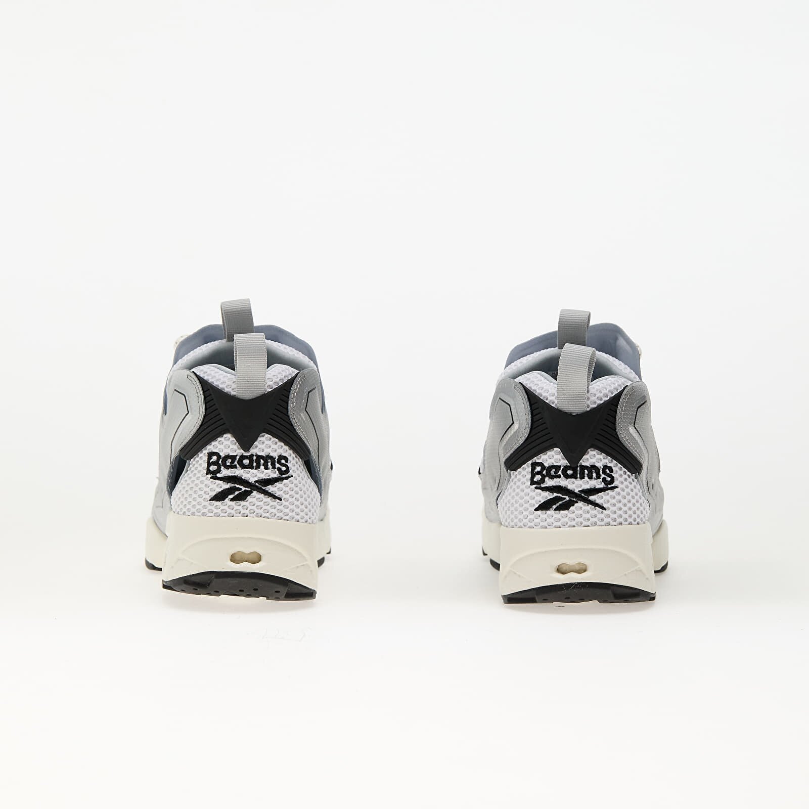Reebok Сникърси x Beams Instapump Fury 94 LTD Ftwr White/ Pure Grey/ Core Black
