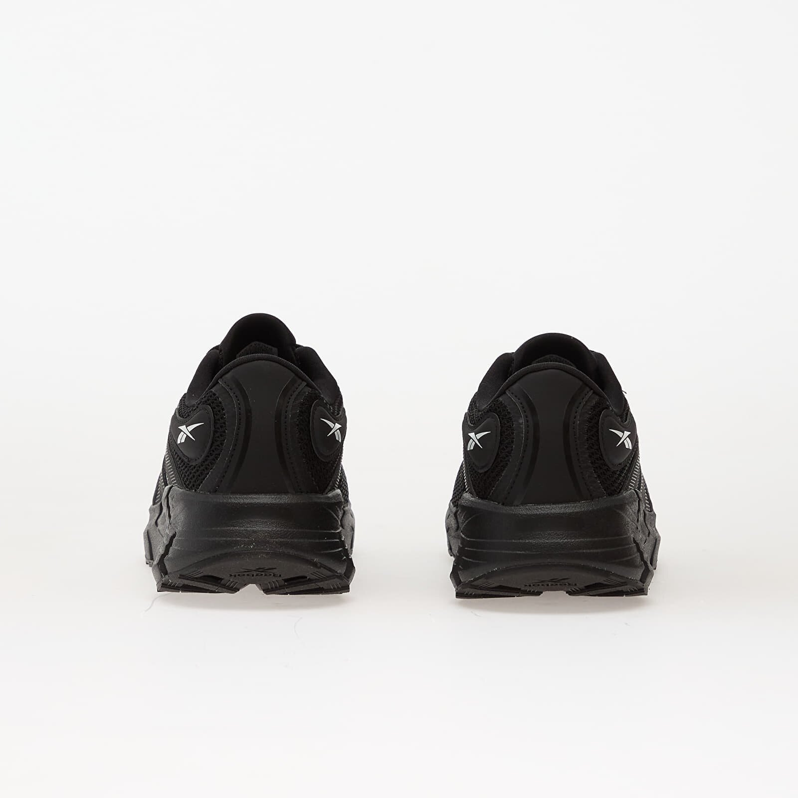 Reebok Сникърси Zig Hypnotica Black/ Black/ Black
