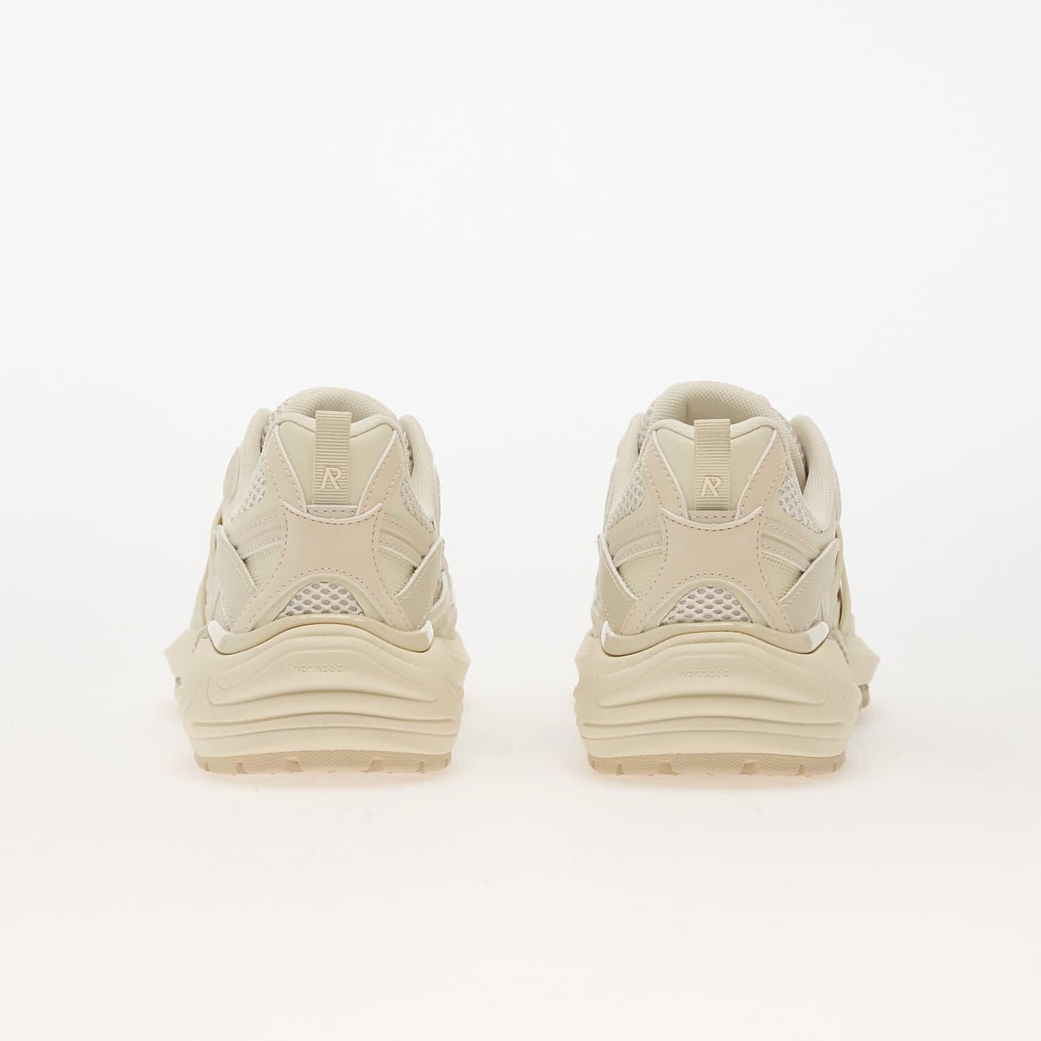 REPRESENT Сникърси Storm Runner Off White