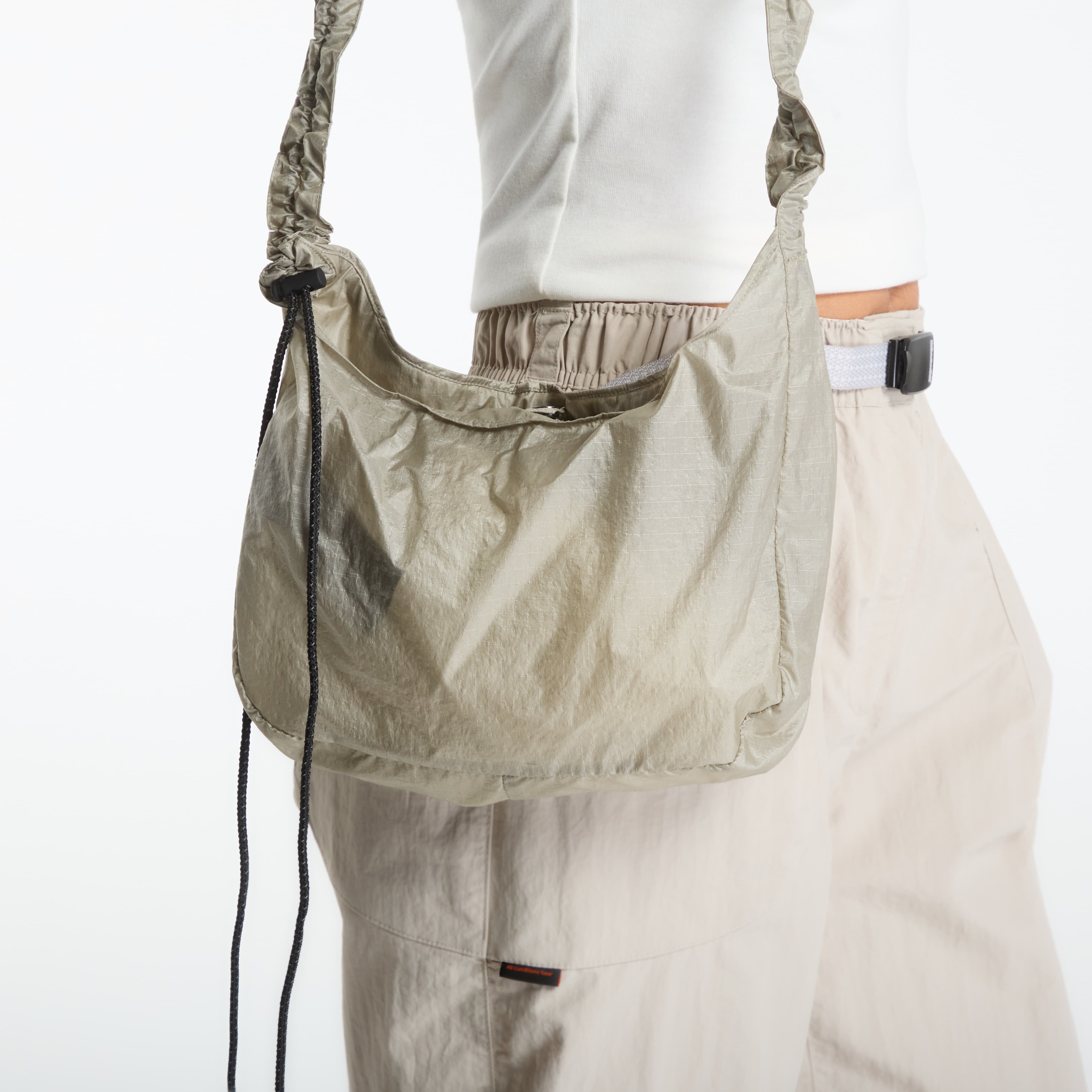ROA Чанта LAKI Small Packable Knot Bag Sage Green