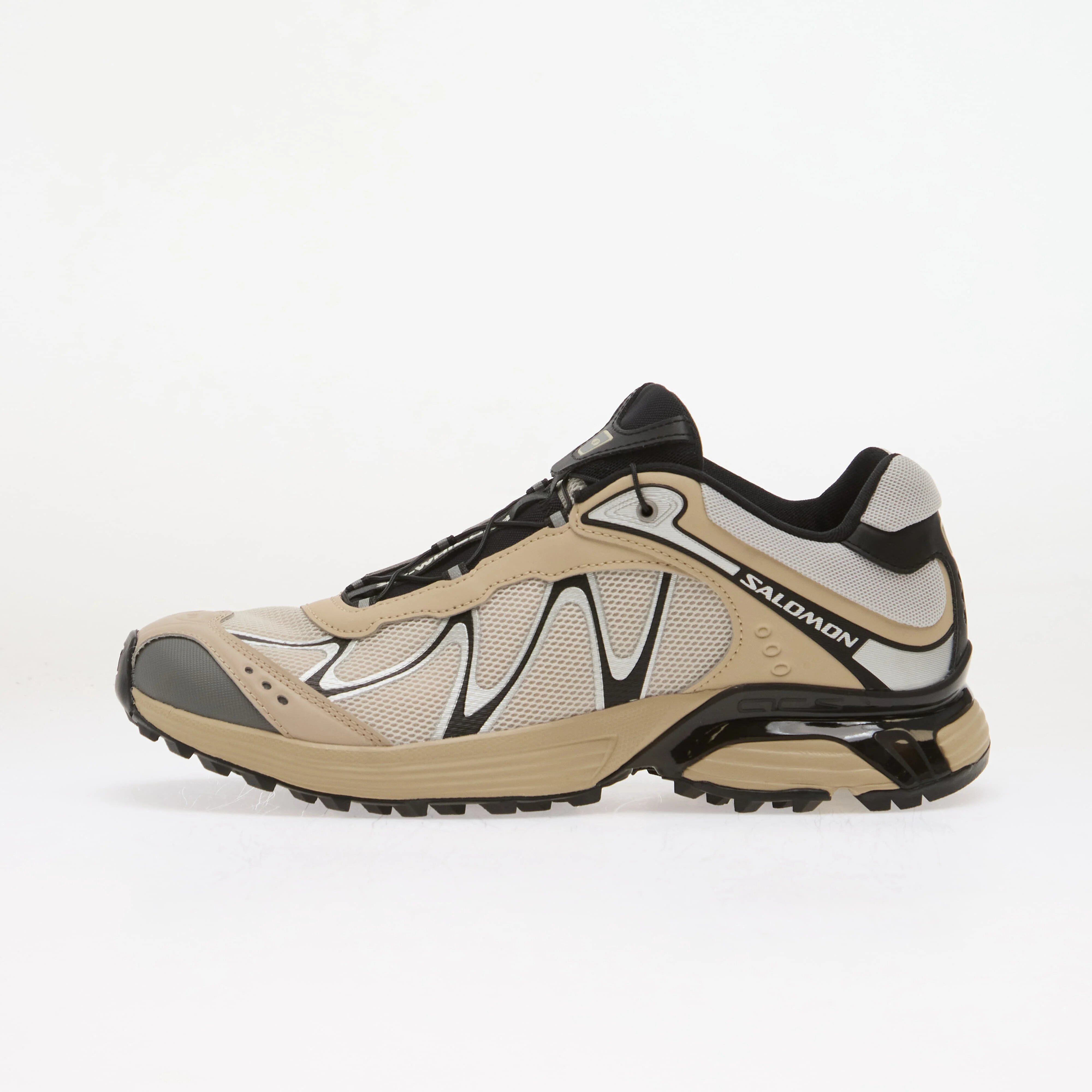 Salomon Сникърси XT-WHISPER Black/ Almilk/ Ftw Silver